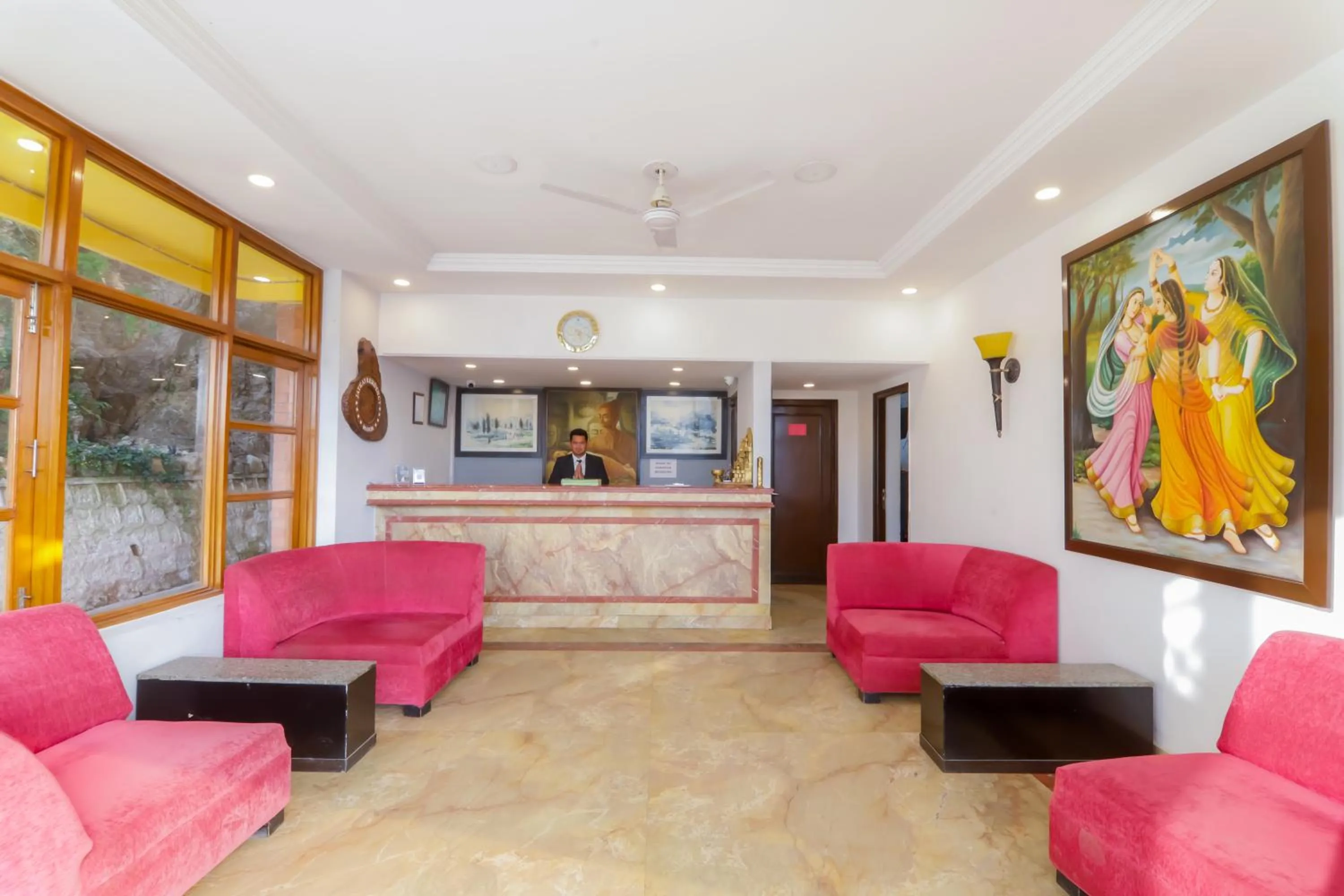 Lobby or reception in Green N Breeze Resorts Mussoorie