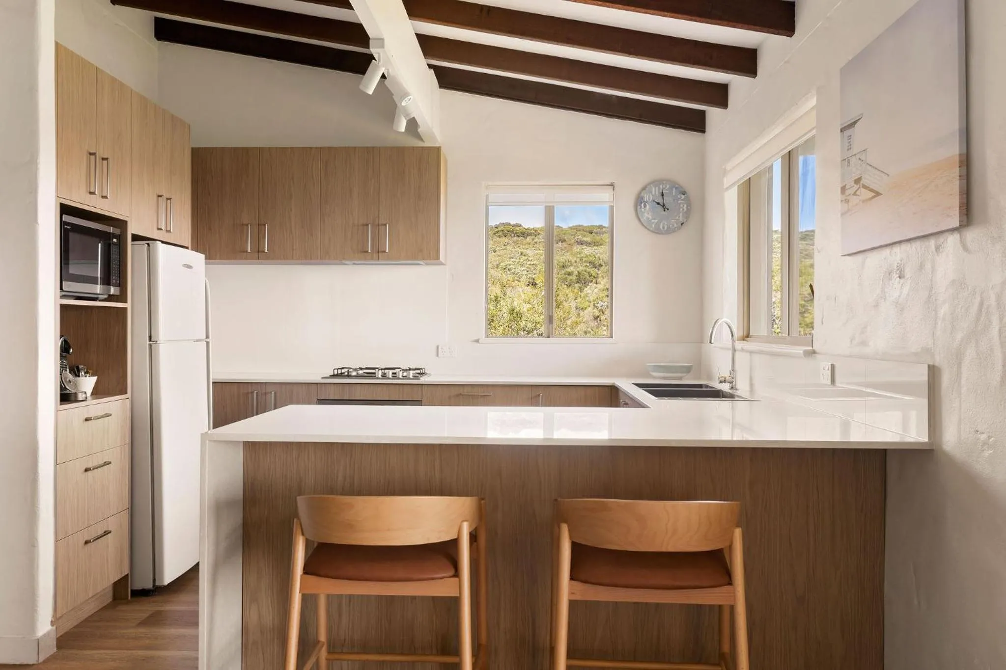 Canal Rocks Beachfront Apartments