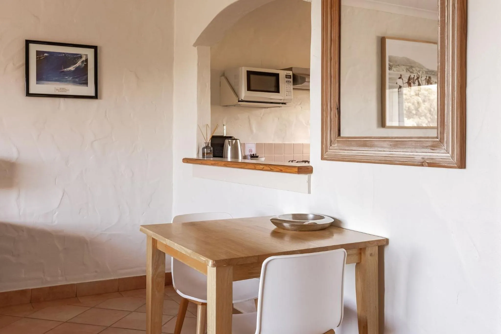 Canal Rocks Beachfront Apartments