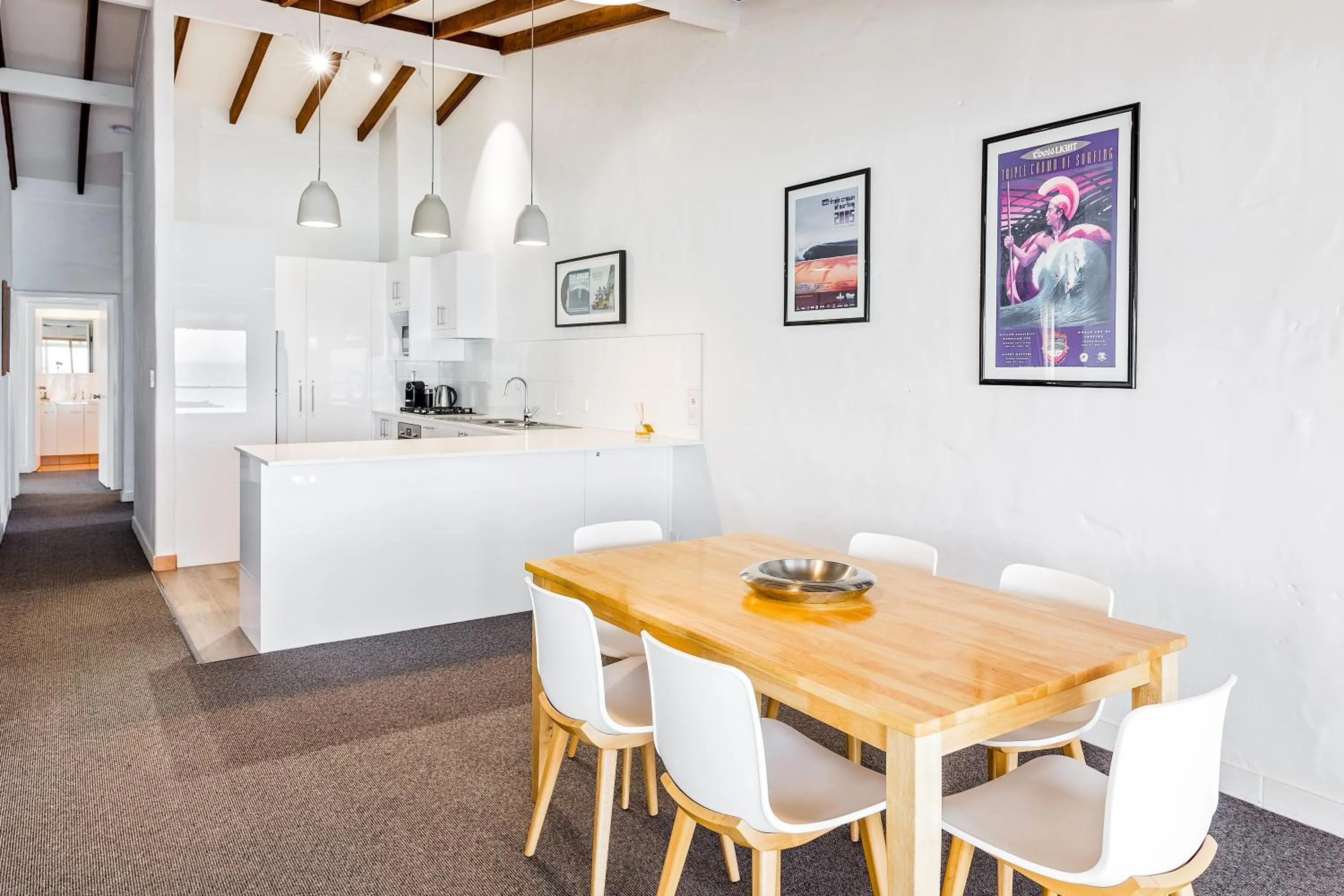 Dining area in Canal Rocks Beachfront Apartments