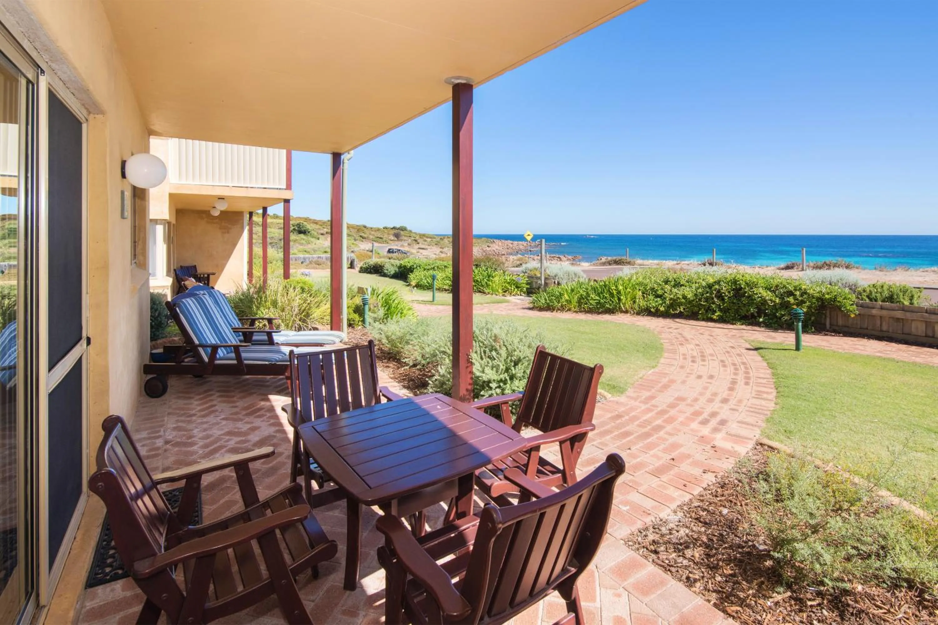 Patio in Canal Rocks Beachfront Apartments