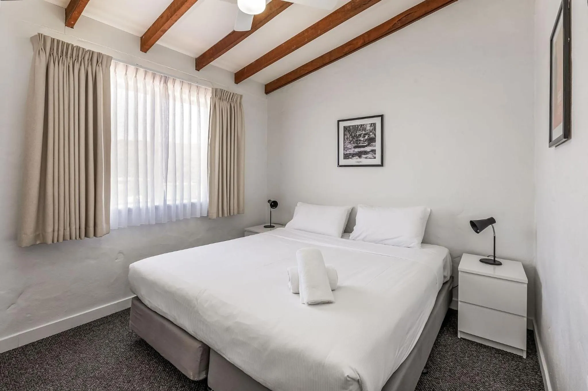 Bed in Canal Rocks Beachfront Apartments