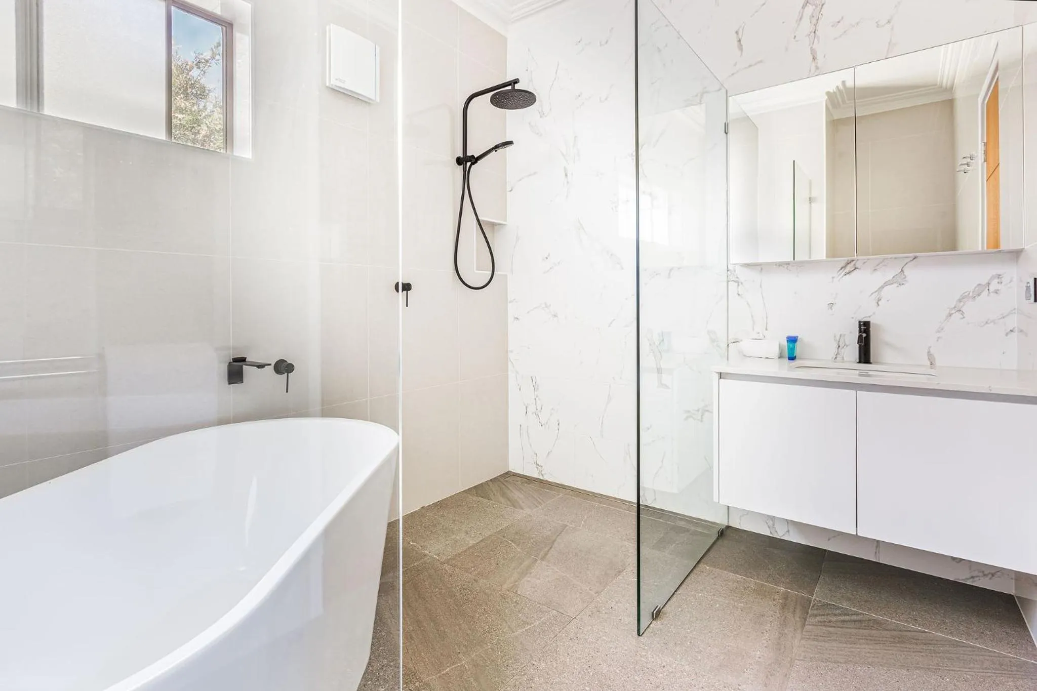 Canal Rocks Beachfront Apartments