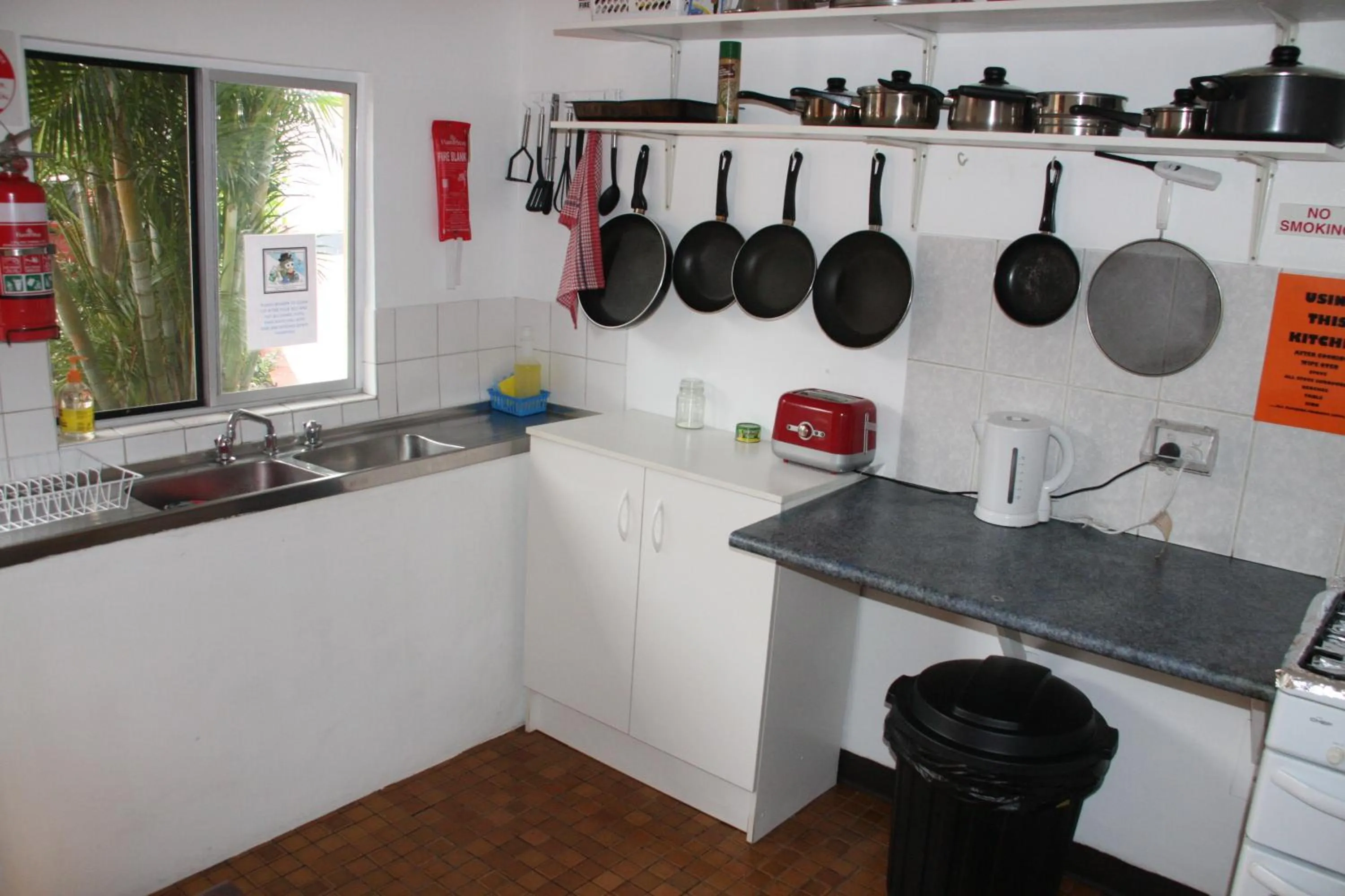 Kitchen or kitchenette in Star Inn Accommodation