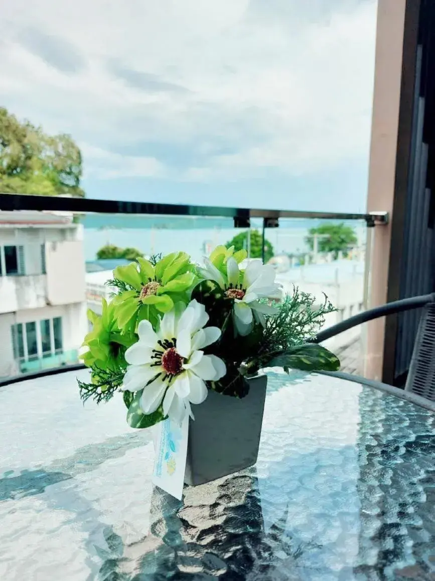 Sea view in Panwa Beach Side Beachfront Sea view in Panwa Beach Side Beachfront