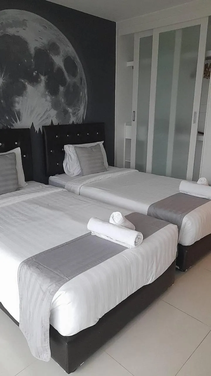 Bed in Panwa Beach Side Beachfront