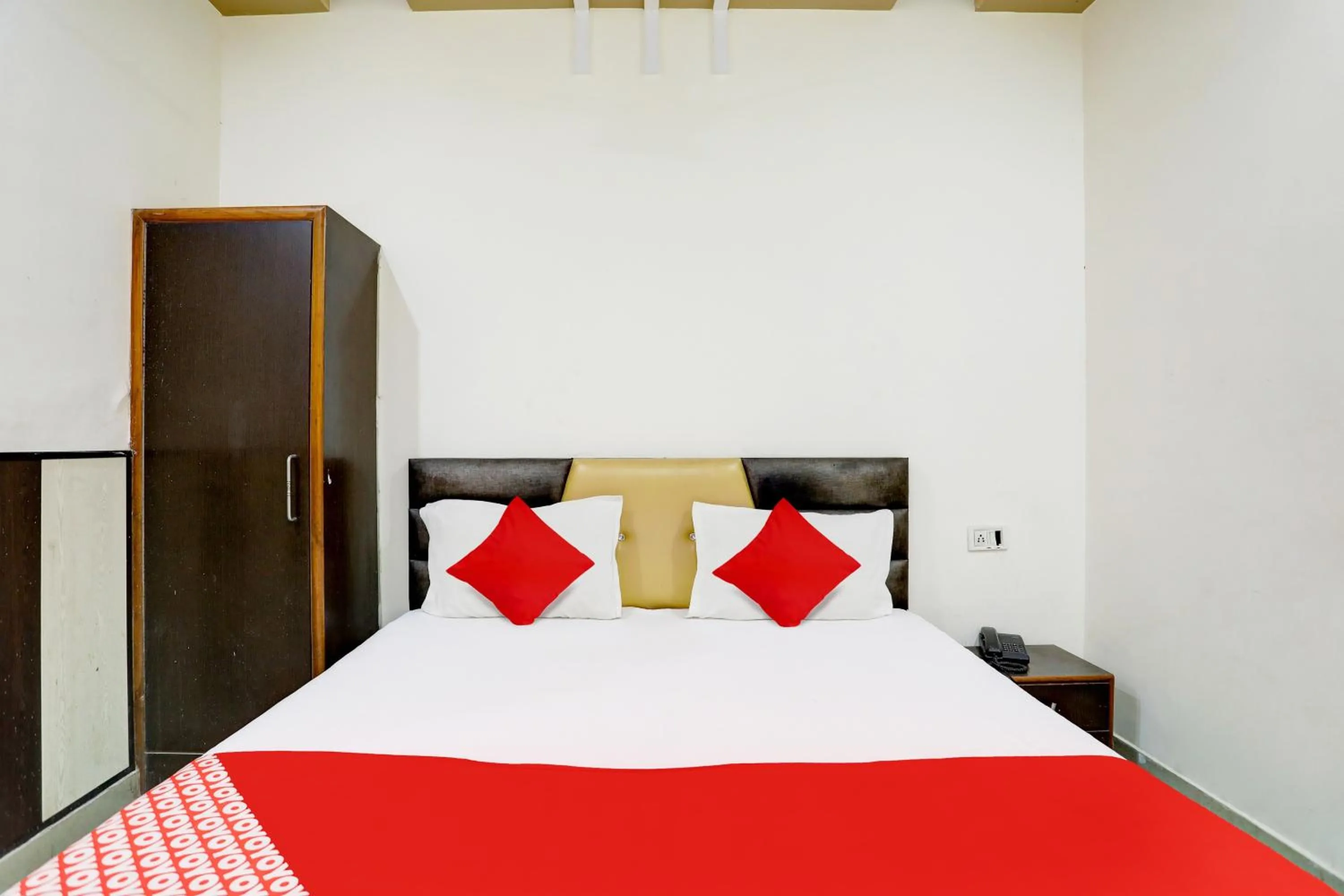 Bedroom, Bed in Hotel O Elibrista