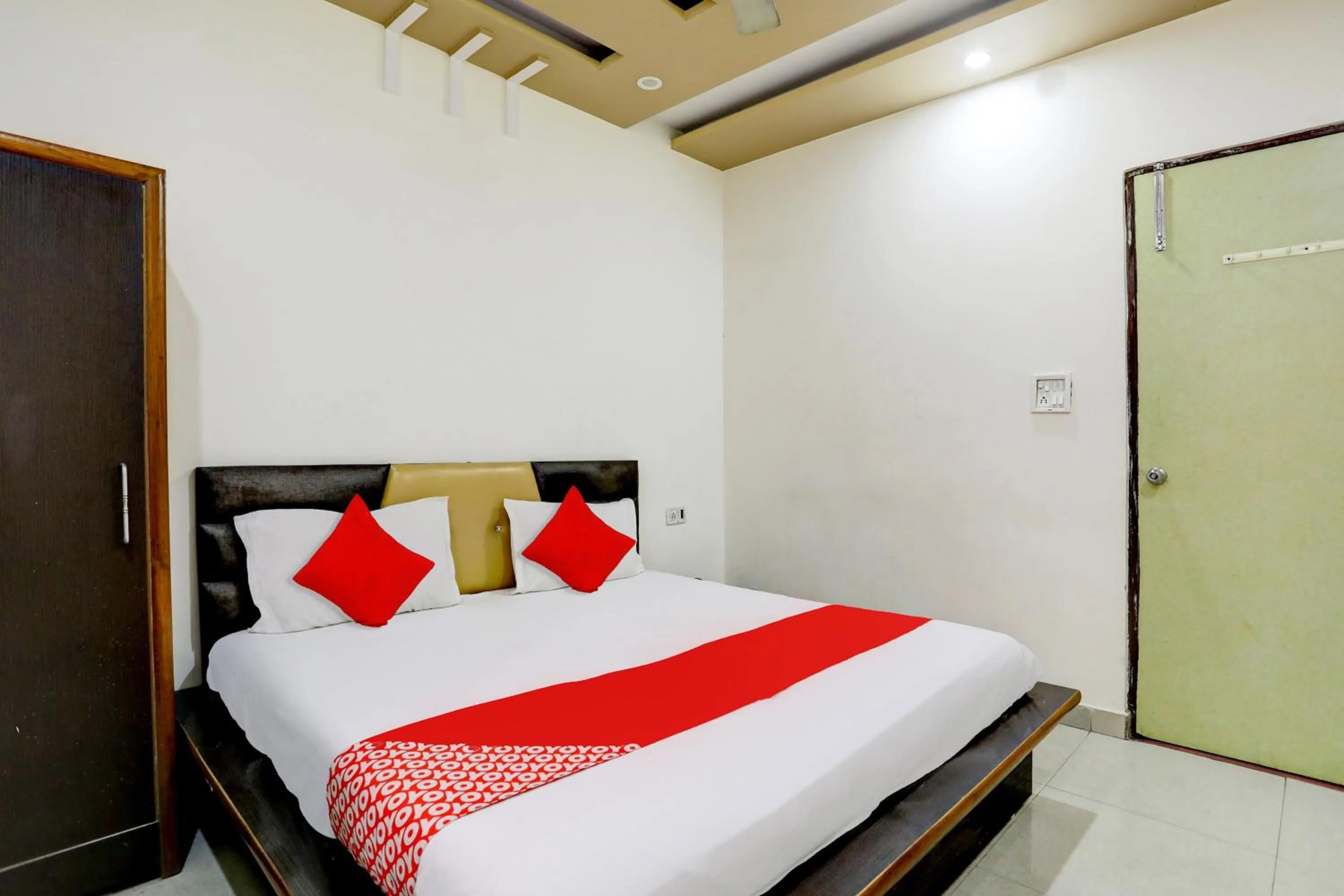 Bedroom, Bed in Hotel O Elibrista