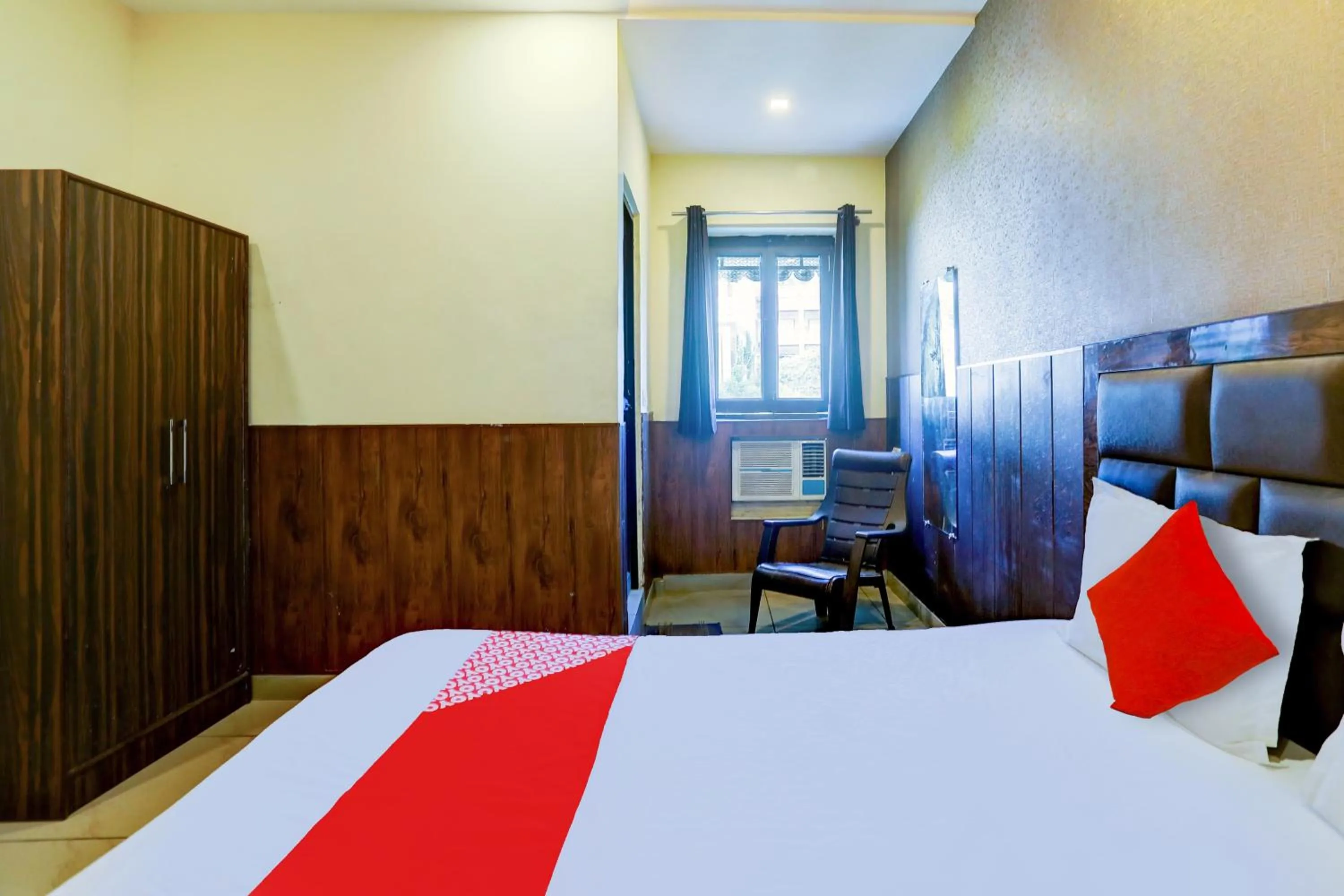 Bedroom, Bed in Hotel O Elibrista