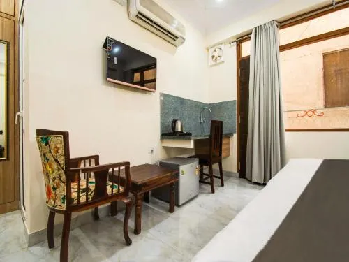 OYO Hotel O Omeshwari