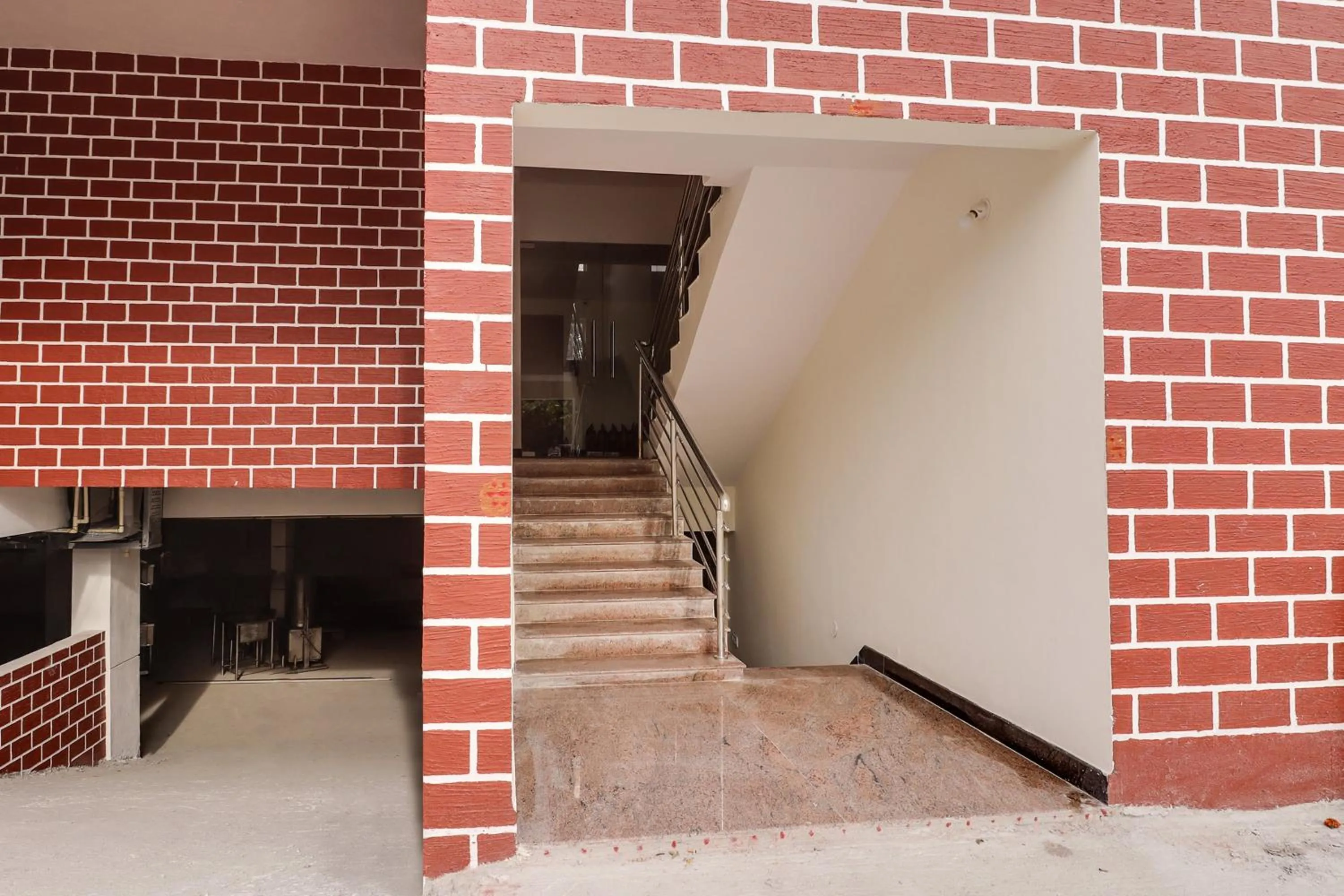 Facade/entrance in Collection O Manu