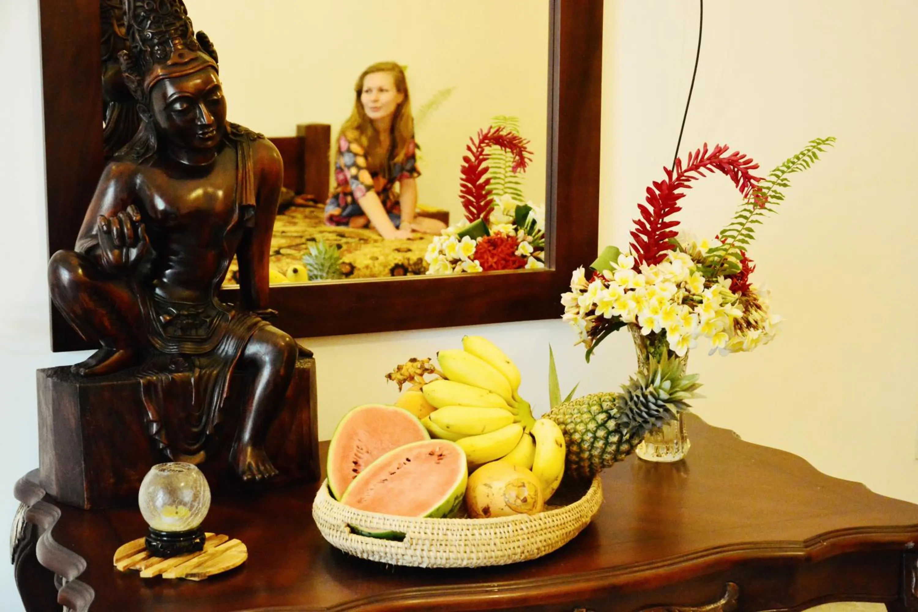 People in VillaWatuna