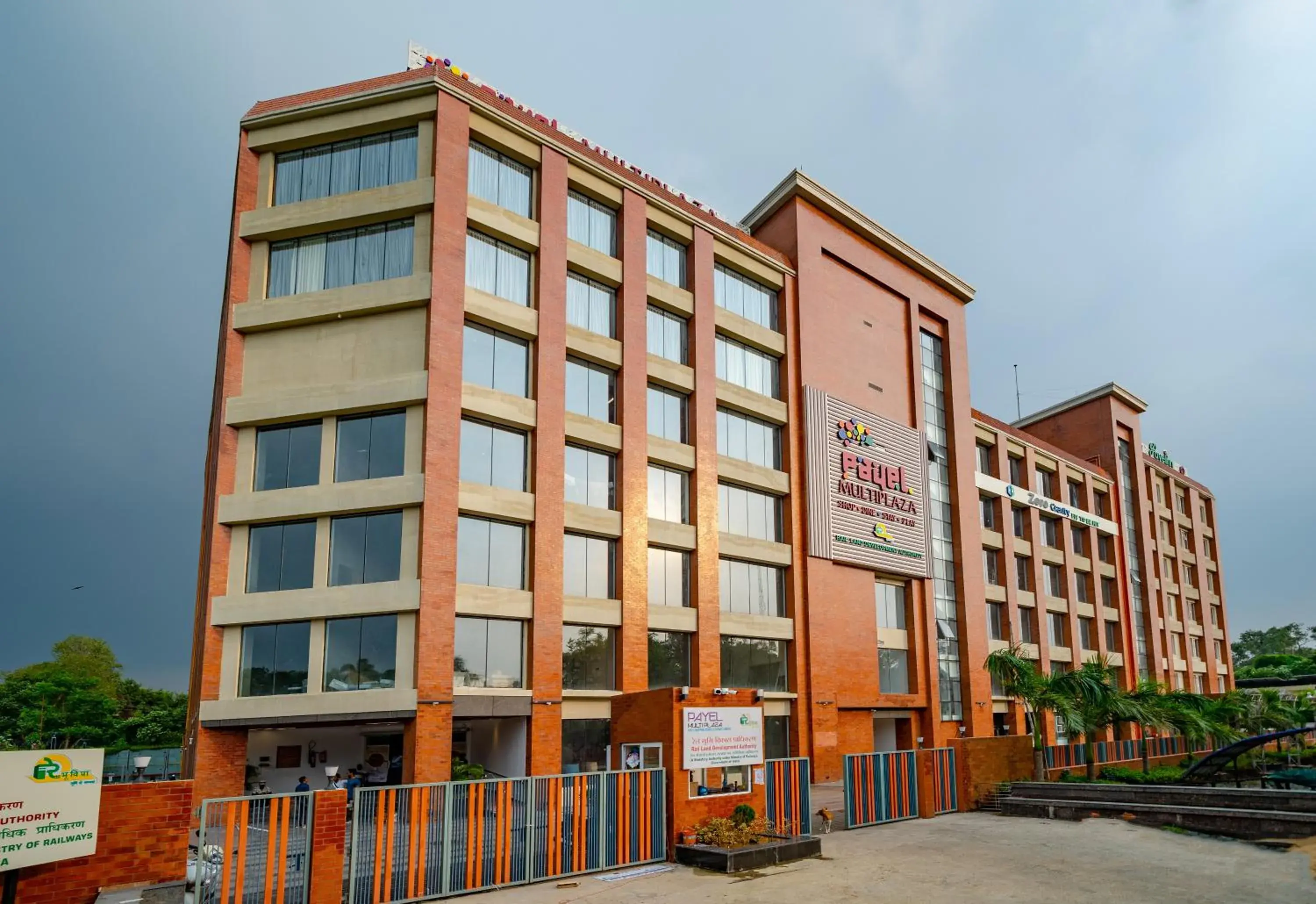 Property building in Payel Inn Property building in Payel Inn