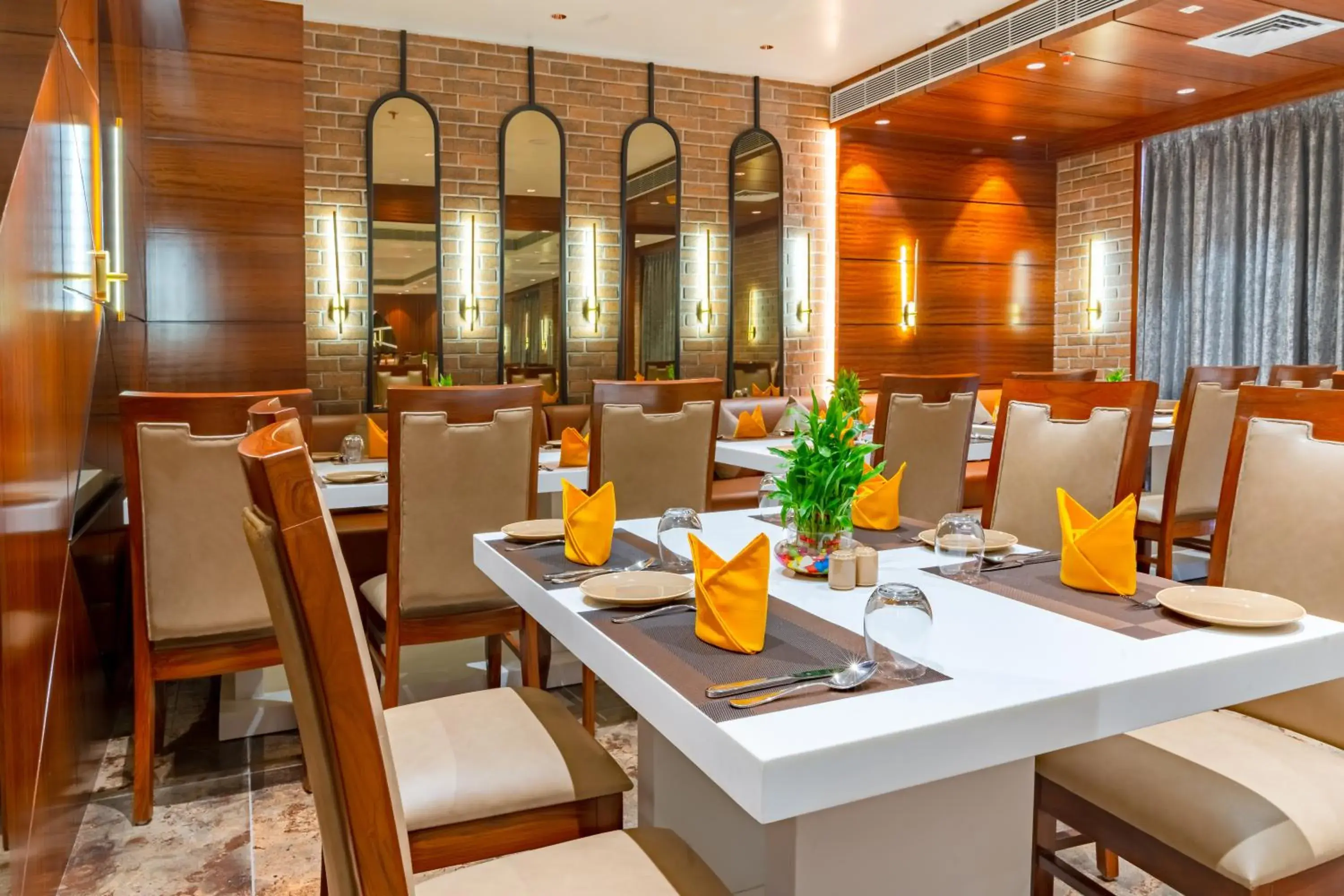 Restaurant/places to eat in Payel Inn Restaurant/places to eat in Payel Inn