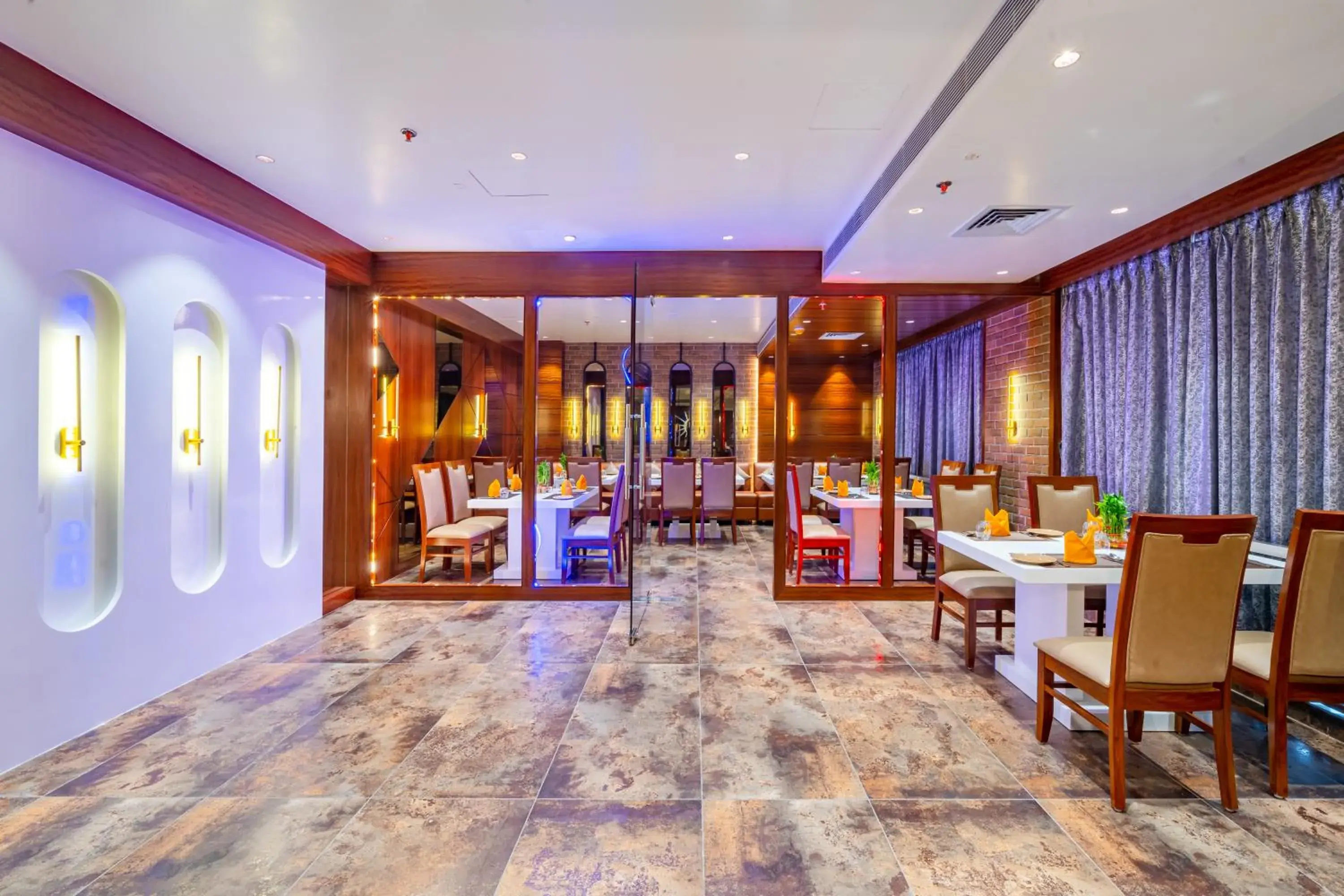 Restaurant/places to eat in Payel Inn Restaurant/places to eat in Payel Inn