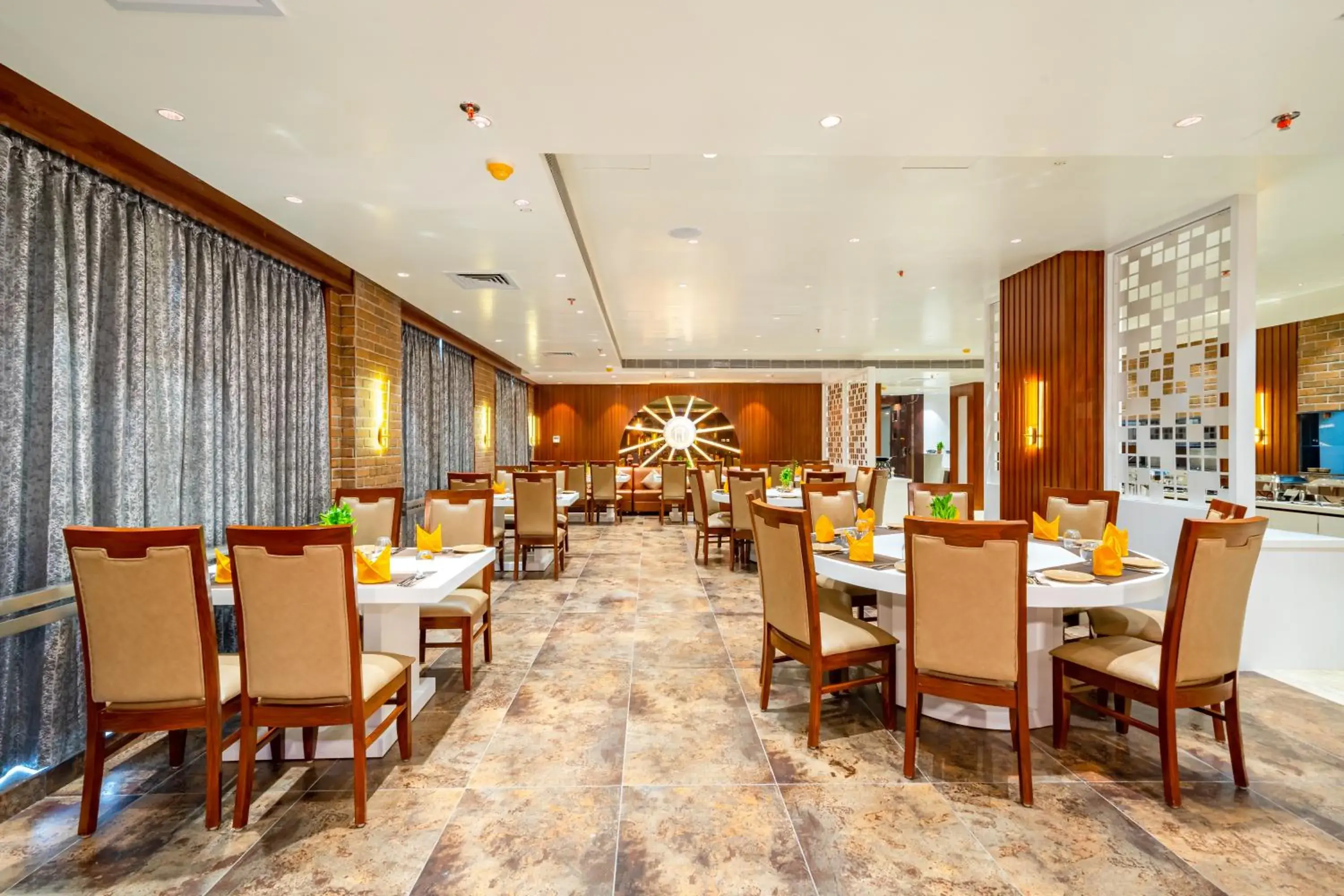 Restaurant/places to eat in Payel Inn Restaurant/places to eat in Payel Inn