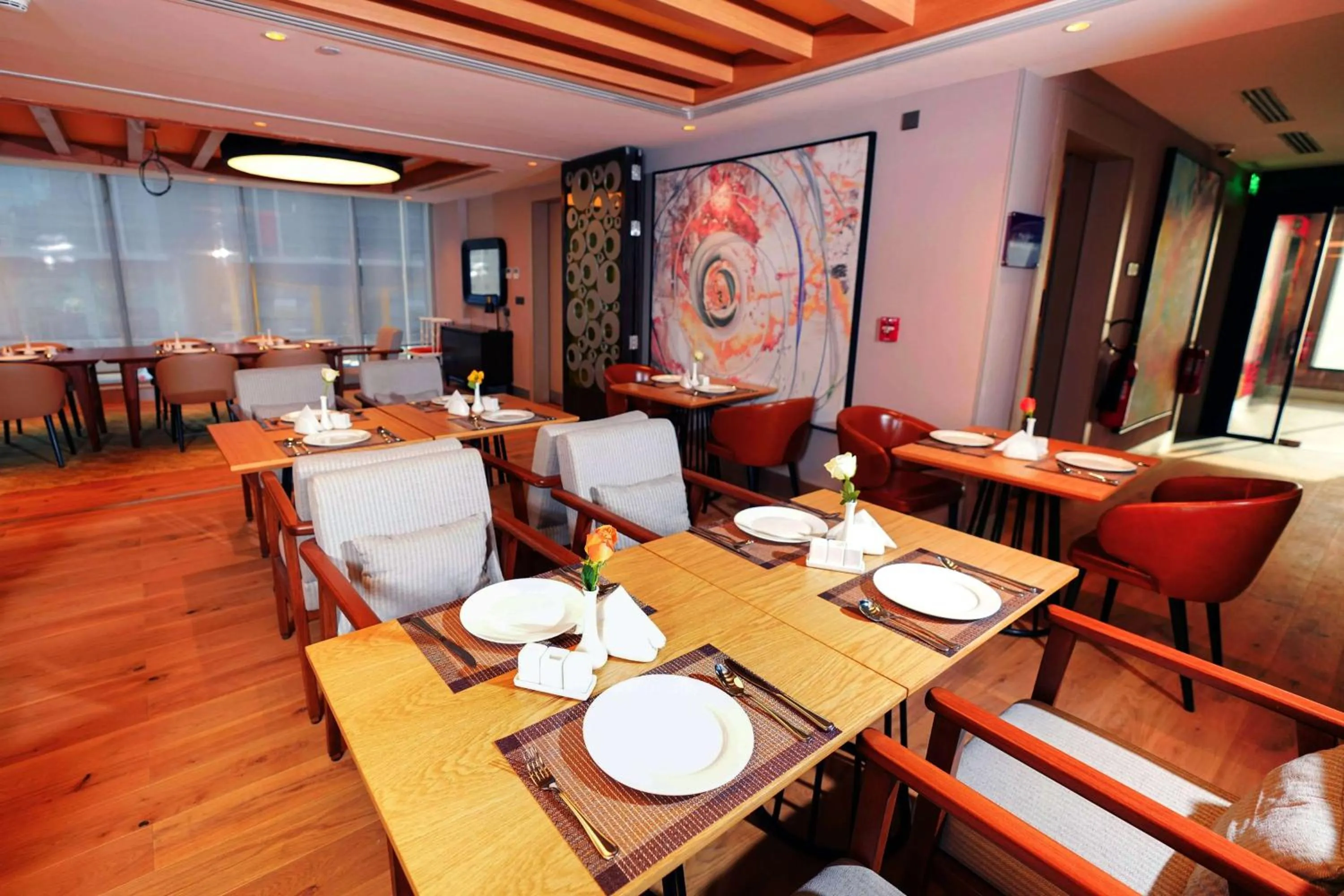 Restaurant/places to eat in Ramada Encore Al Khobar Corniche