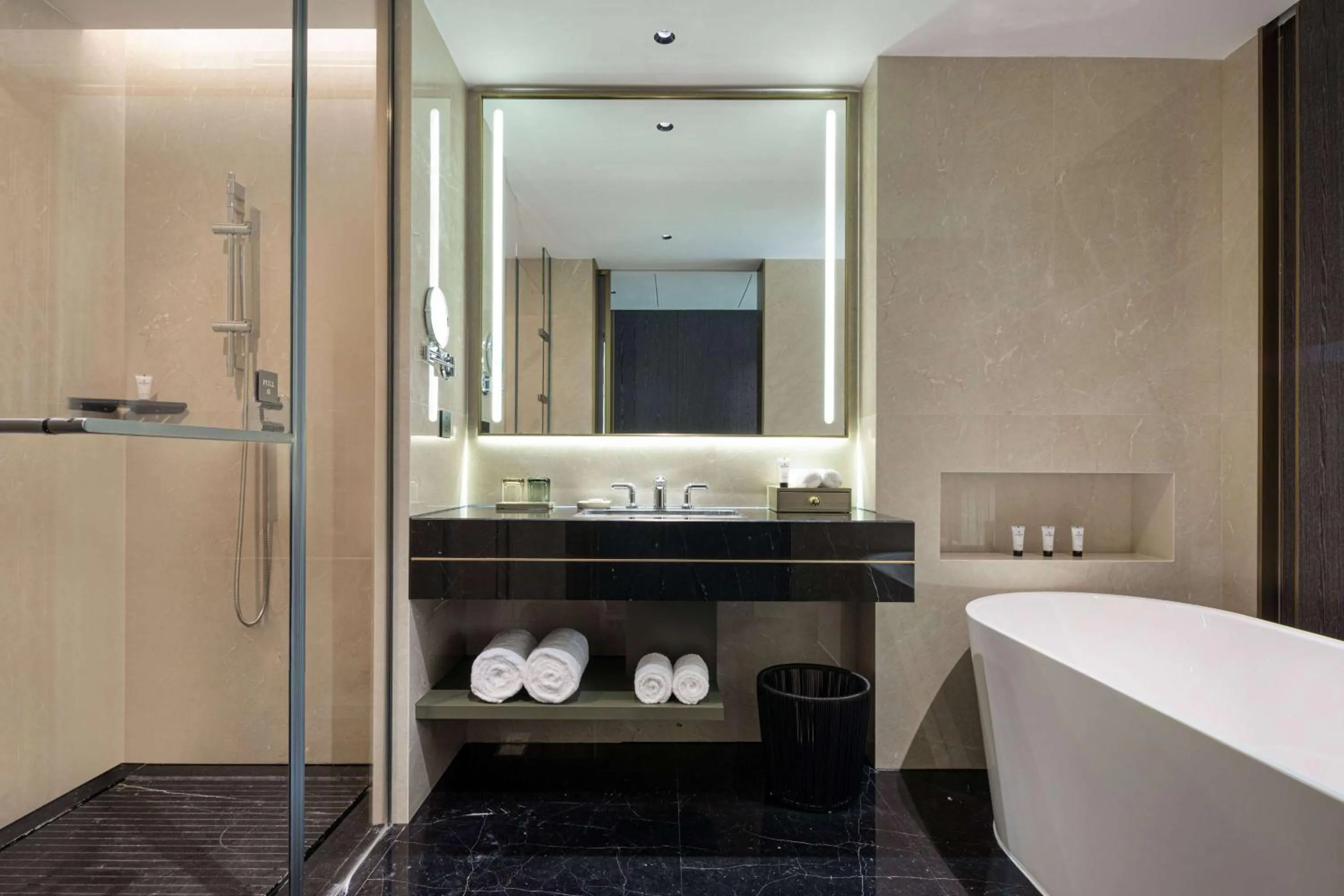 Photo of the whole room, Bathroom in Wyndham Taizhou West