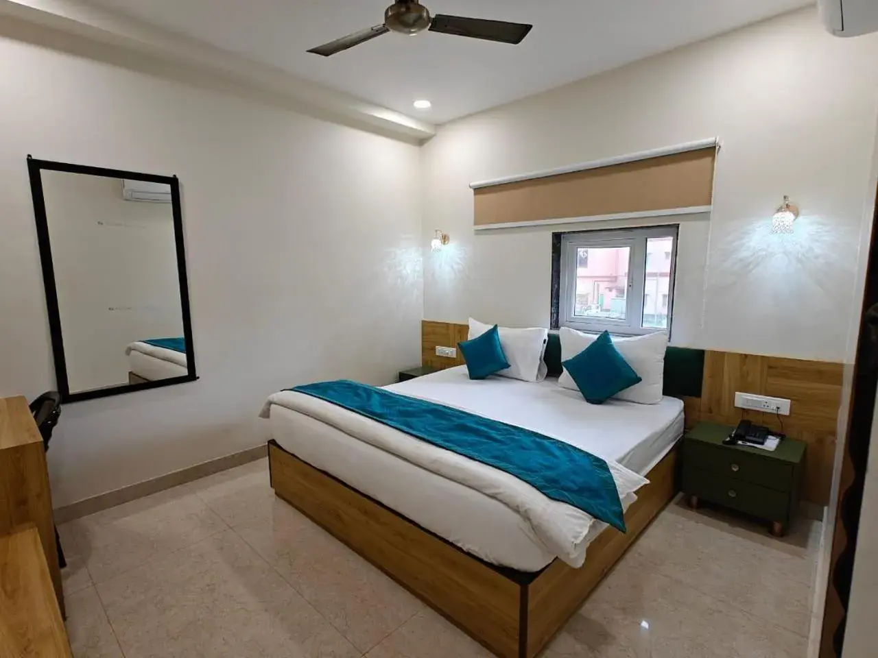 Bedroom, Bed in Hotel Utsav Grand Bedroom, Bed in Hotel Utsav Grand