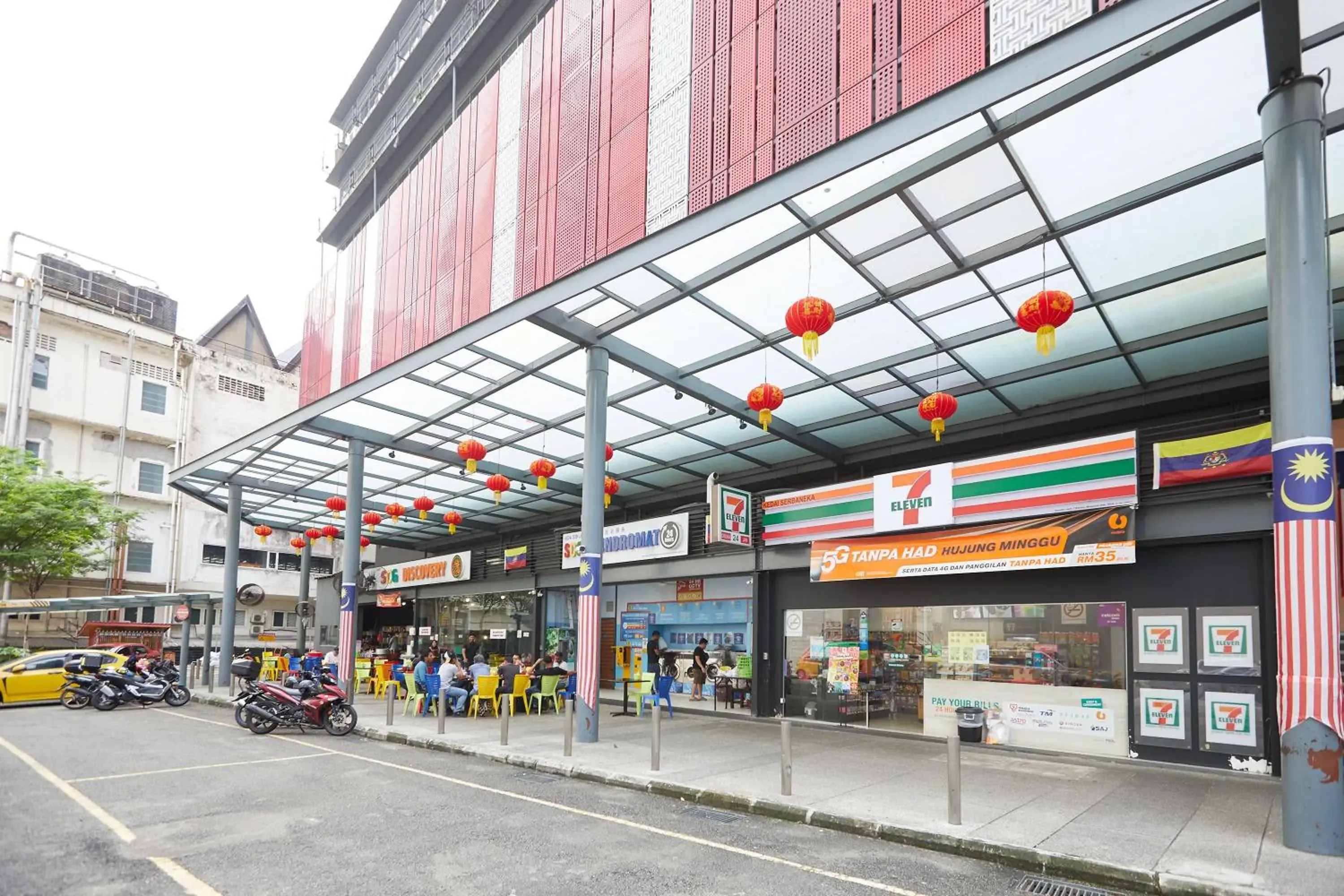 Property building in SunGold Inn Property building in SunGold Inn