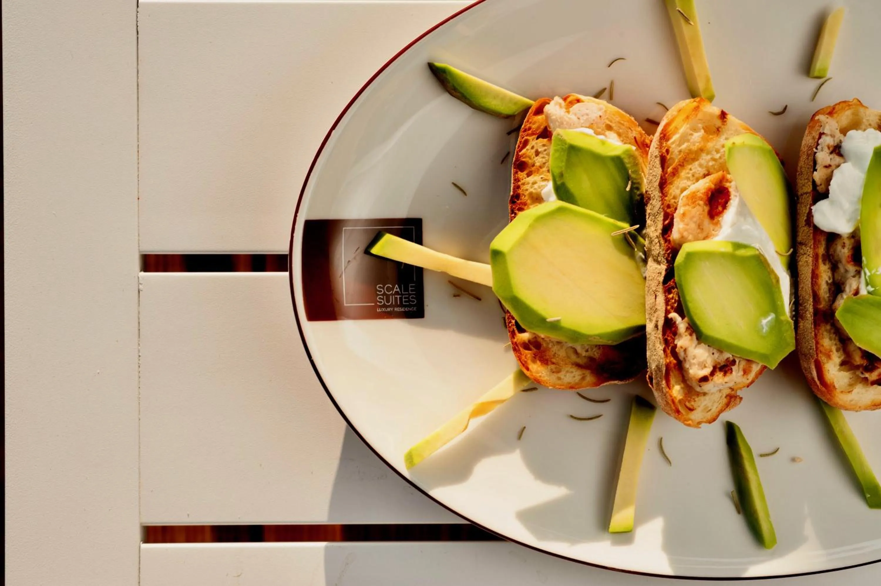 Food and drinks in Scale Suites