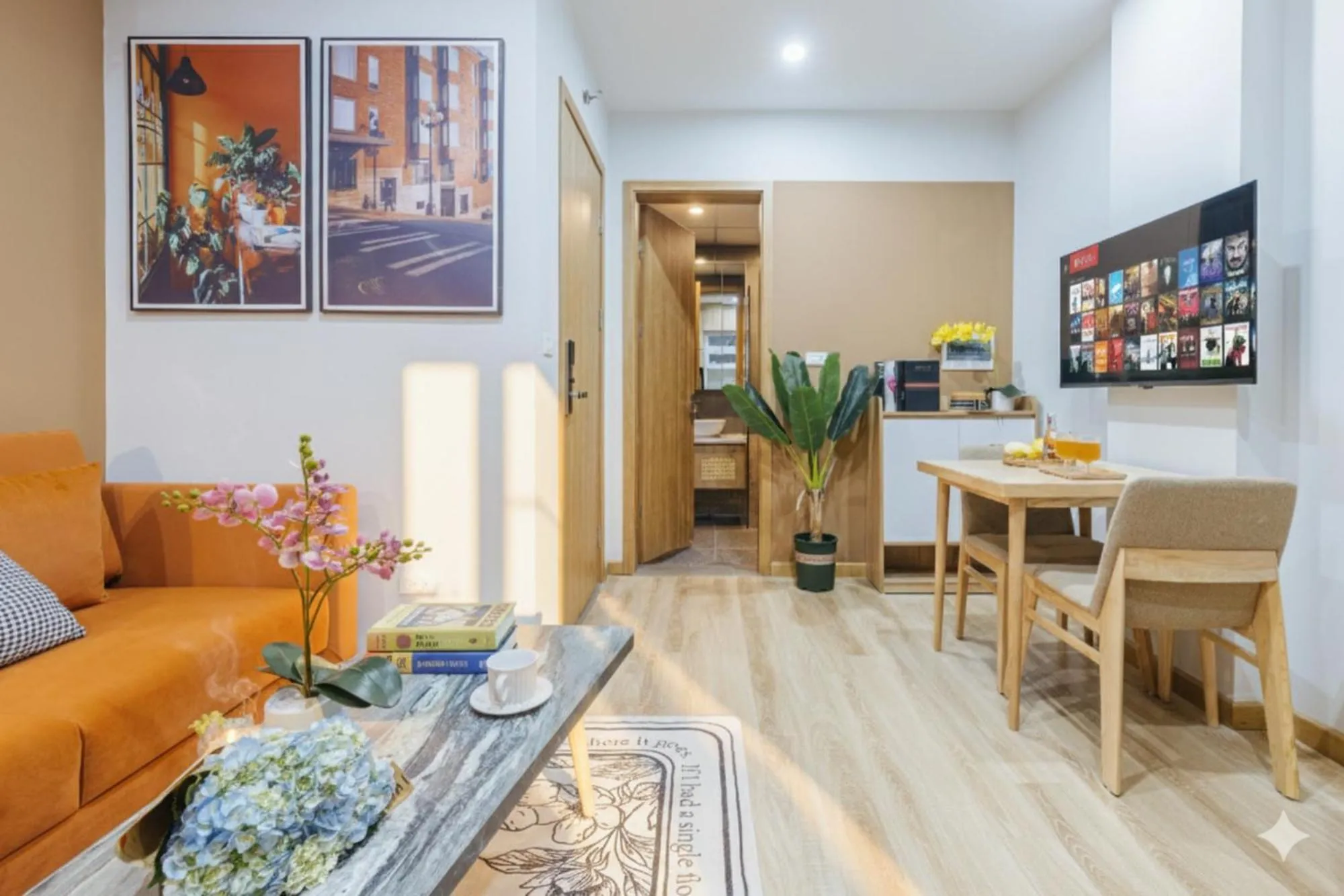 TV and multimedia in Crescendo Urban Stay - STAY 24h