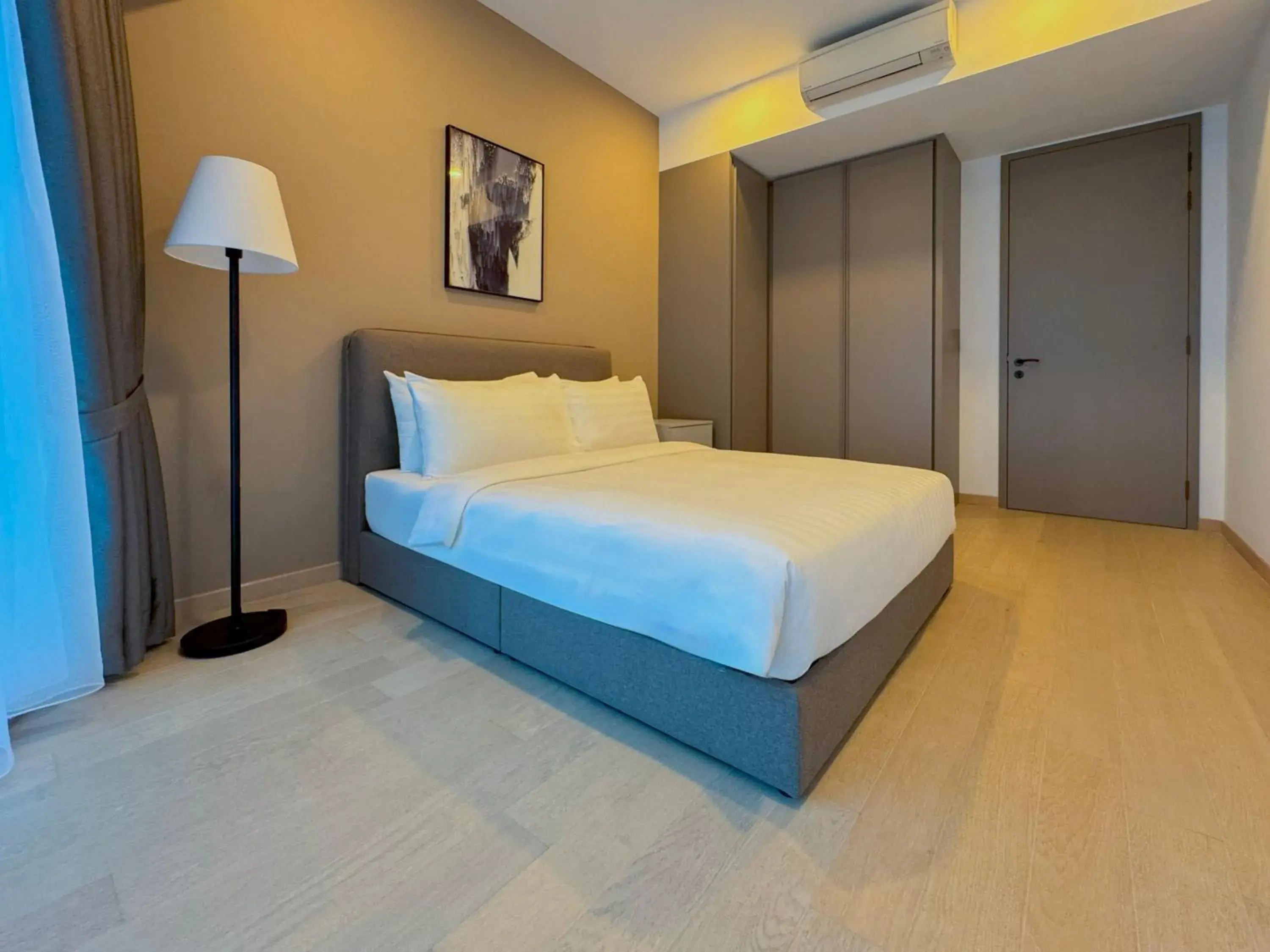 Bedroom, Bed in Eaton Residences by Sutera at KLCC Bedroom, Bed in Eaton Residences by Sutera at KLCC