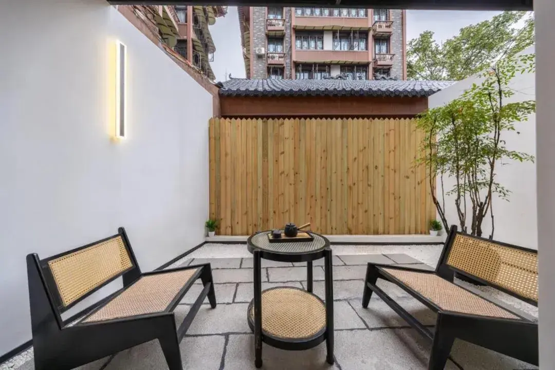Double Room with Balcony in Gongxili - Xige Hotel Double Room with Balcony in Gongxili - Xige Hotel