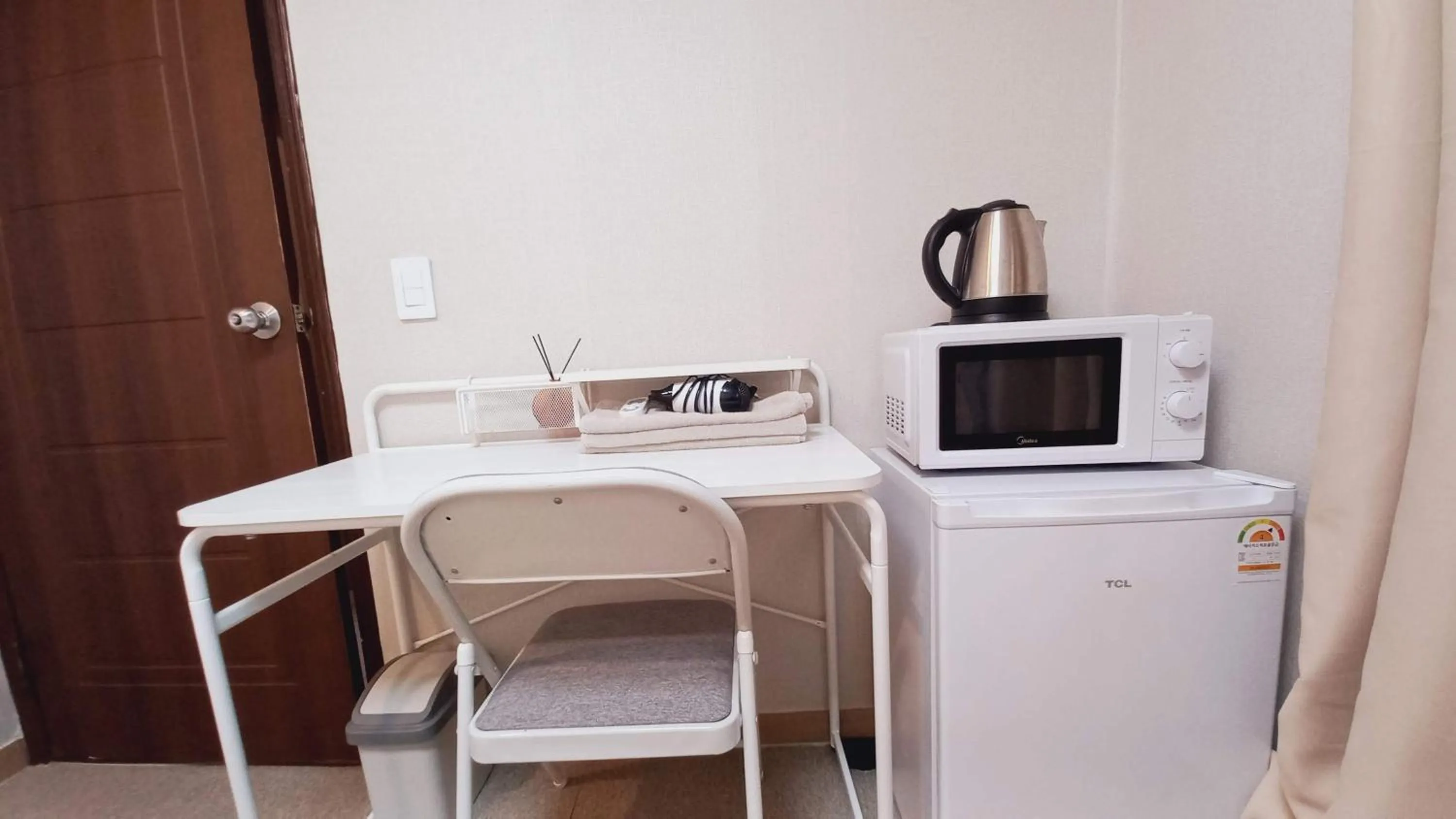 Photo of the whole room in Sujeongjang Inn