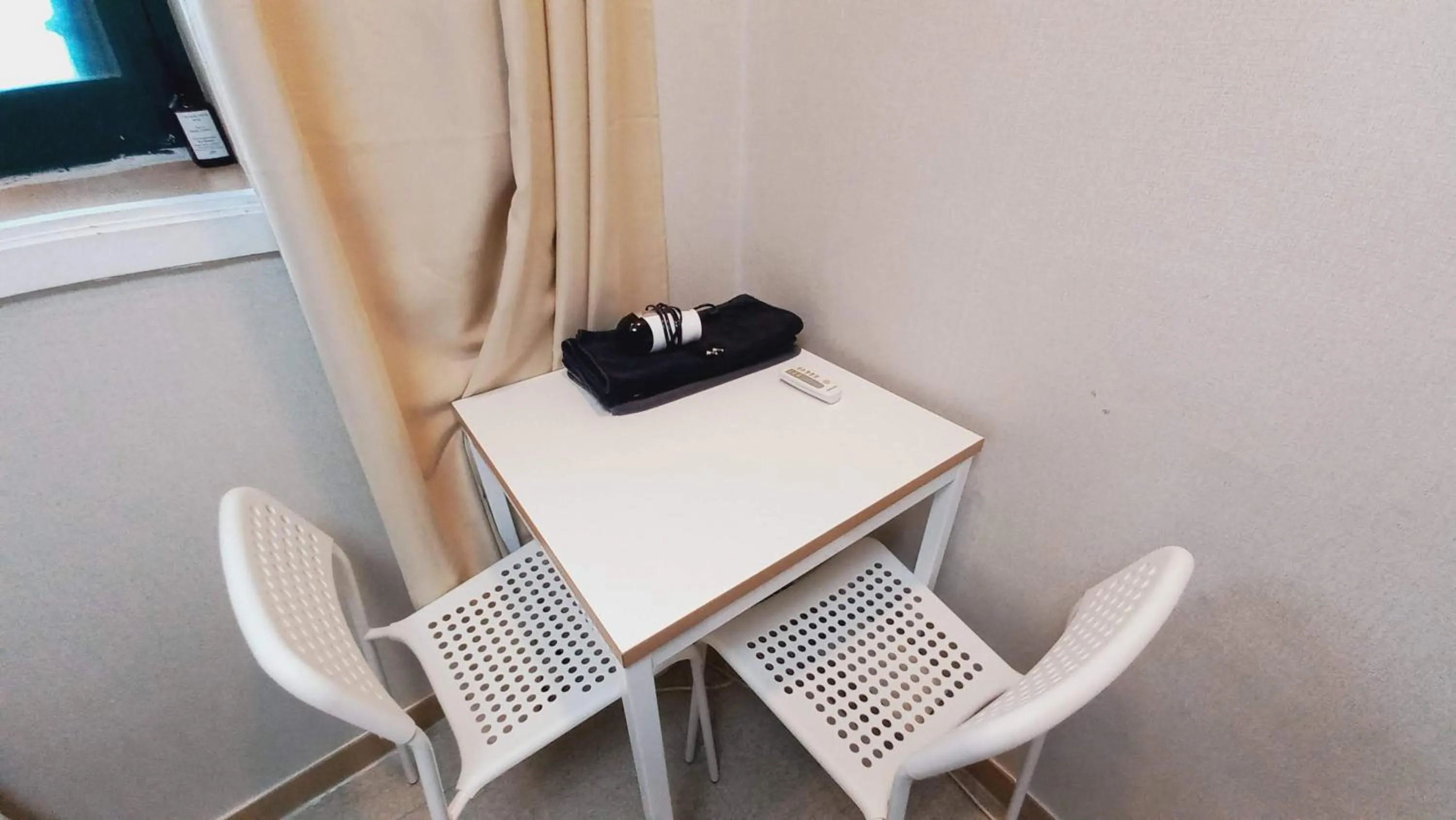 Photo of the whole room in Sujeongjang Inn