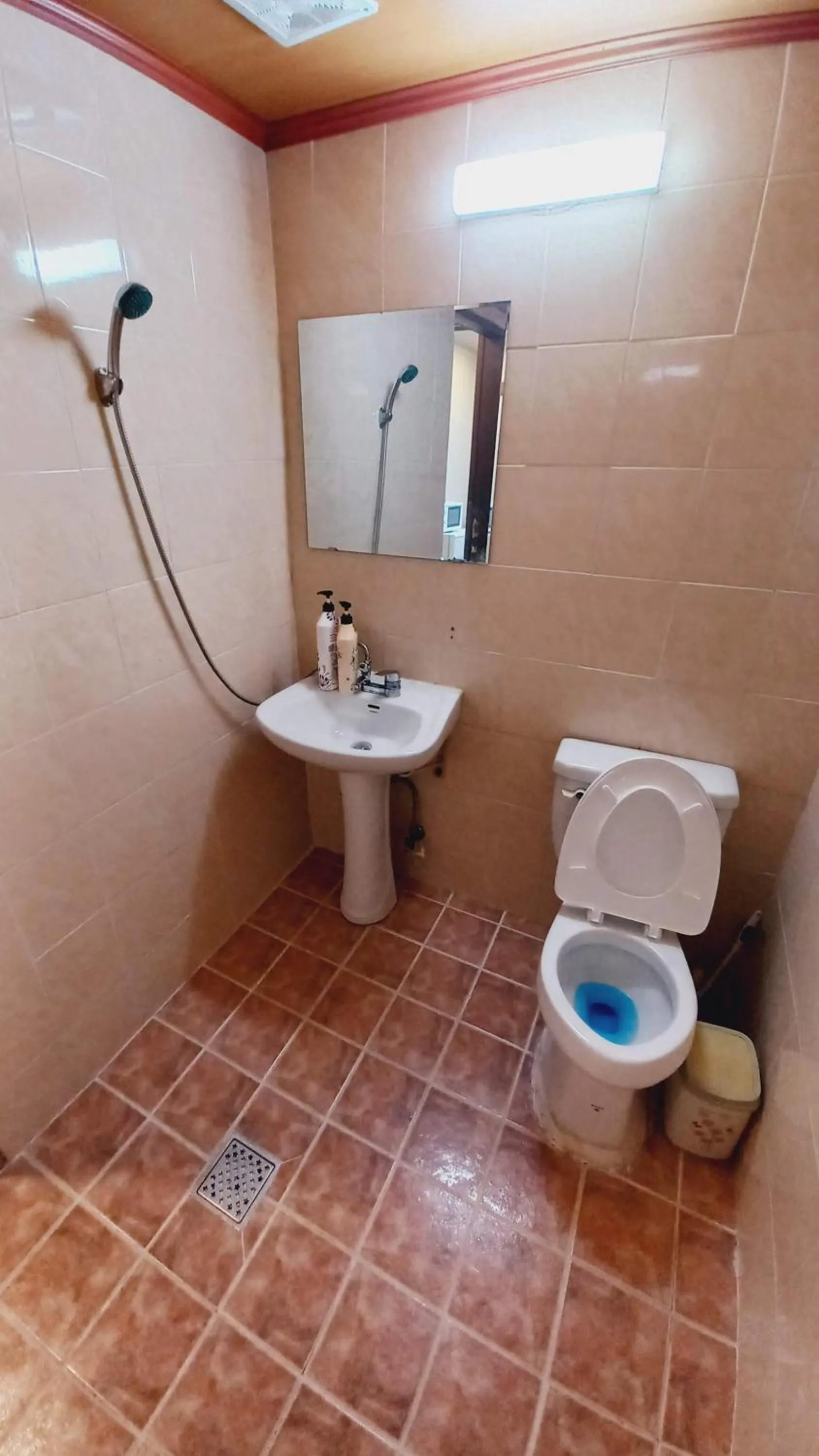 Bathroom in Sujeongjang Inn