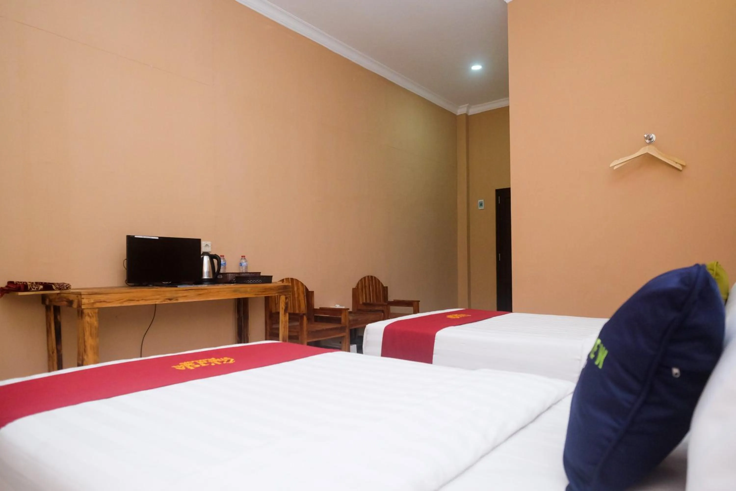 Bed in Urbanview Hotel LTefa Pemalang