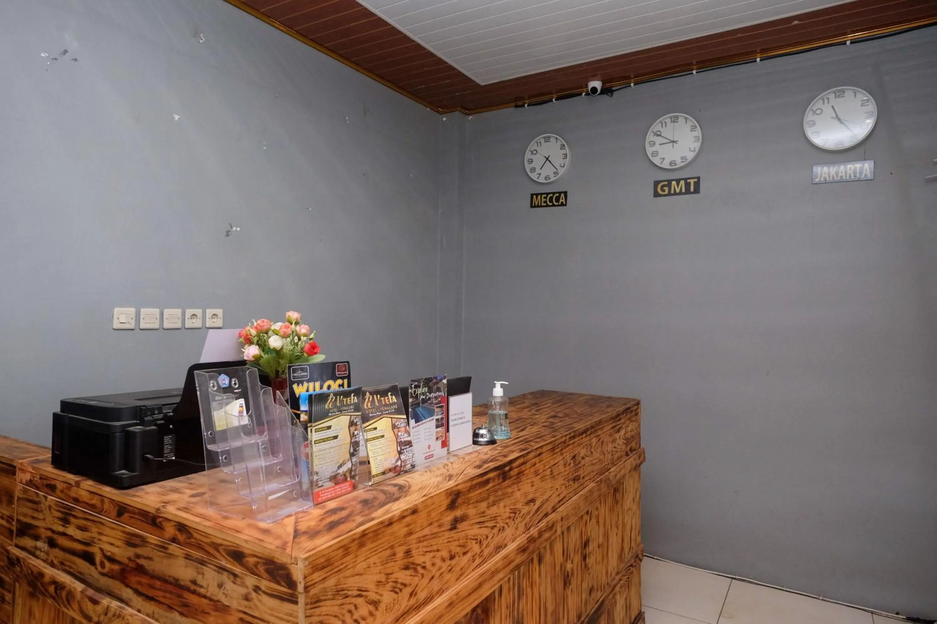 Lobby or reception in Urbanview Hotel LTefa Pemalang