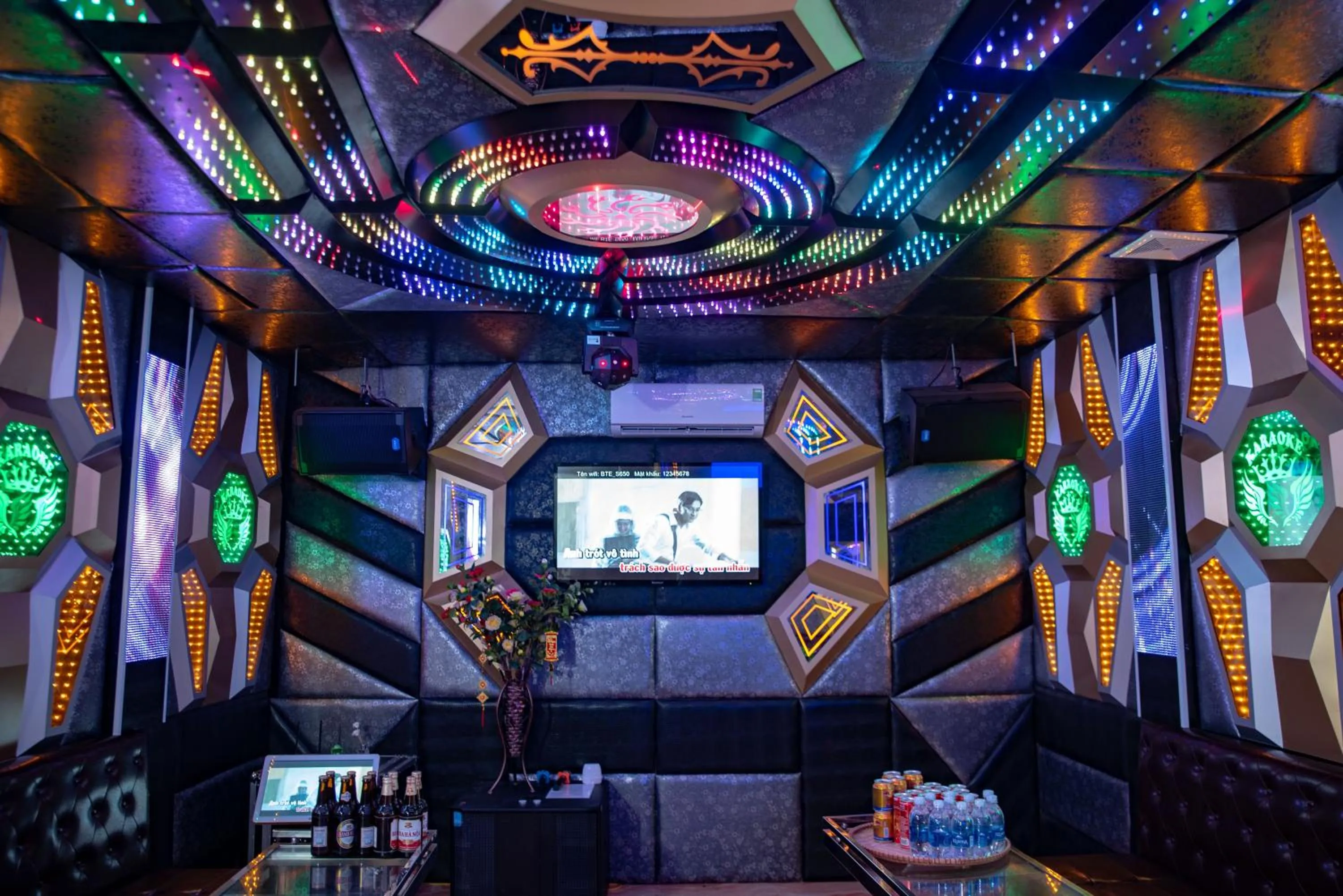 Karaoke in Muong Hoa River View Hotel