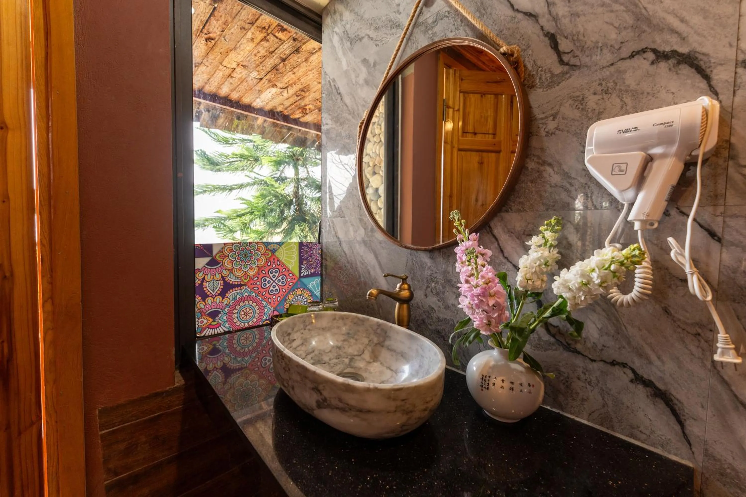 Bathroom in Muong Hoa River View Hotel