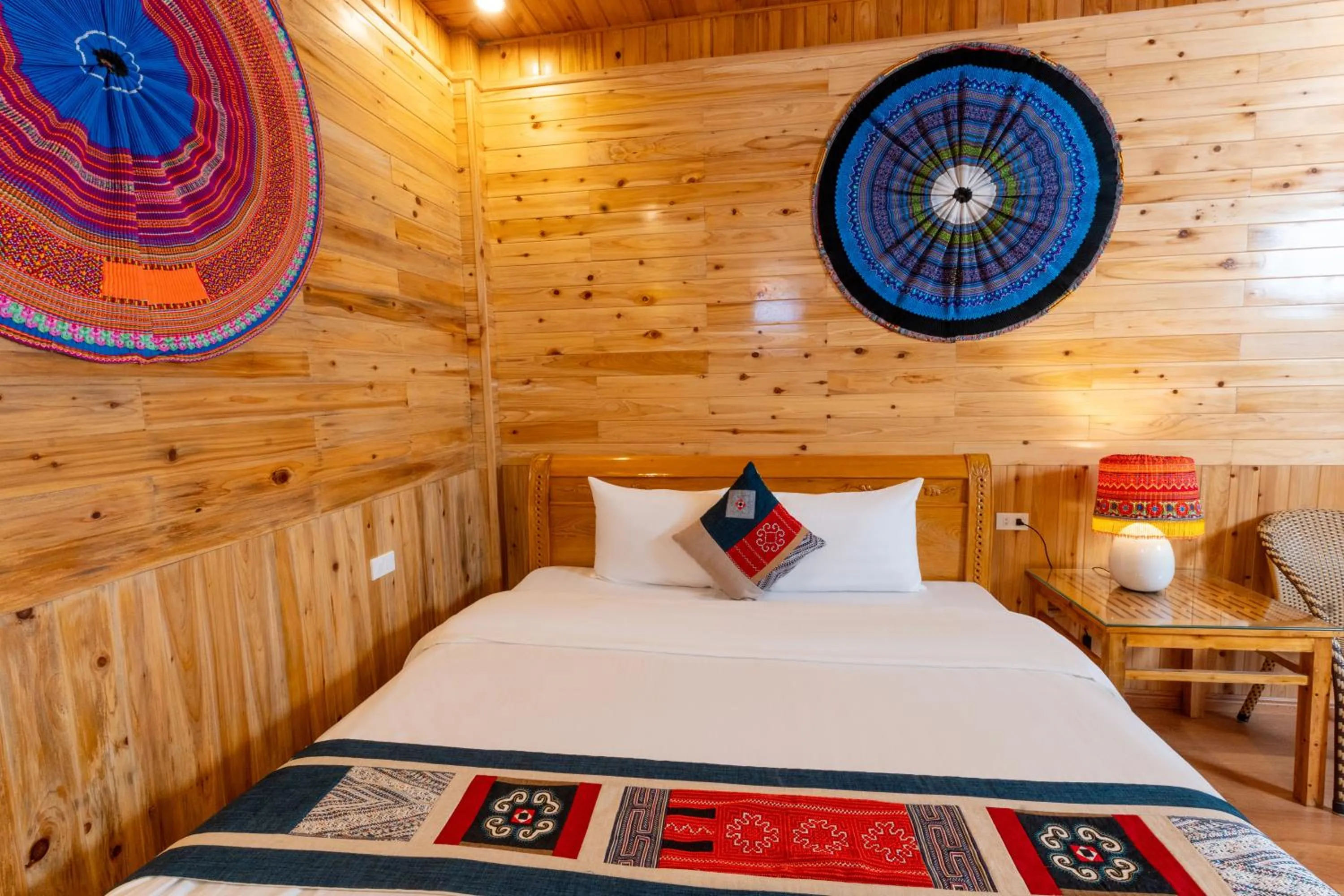 Bed in Muong Hoa River View Hotel