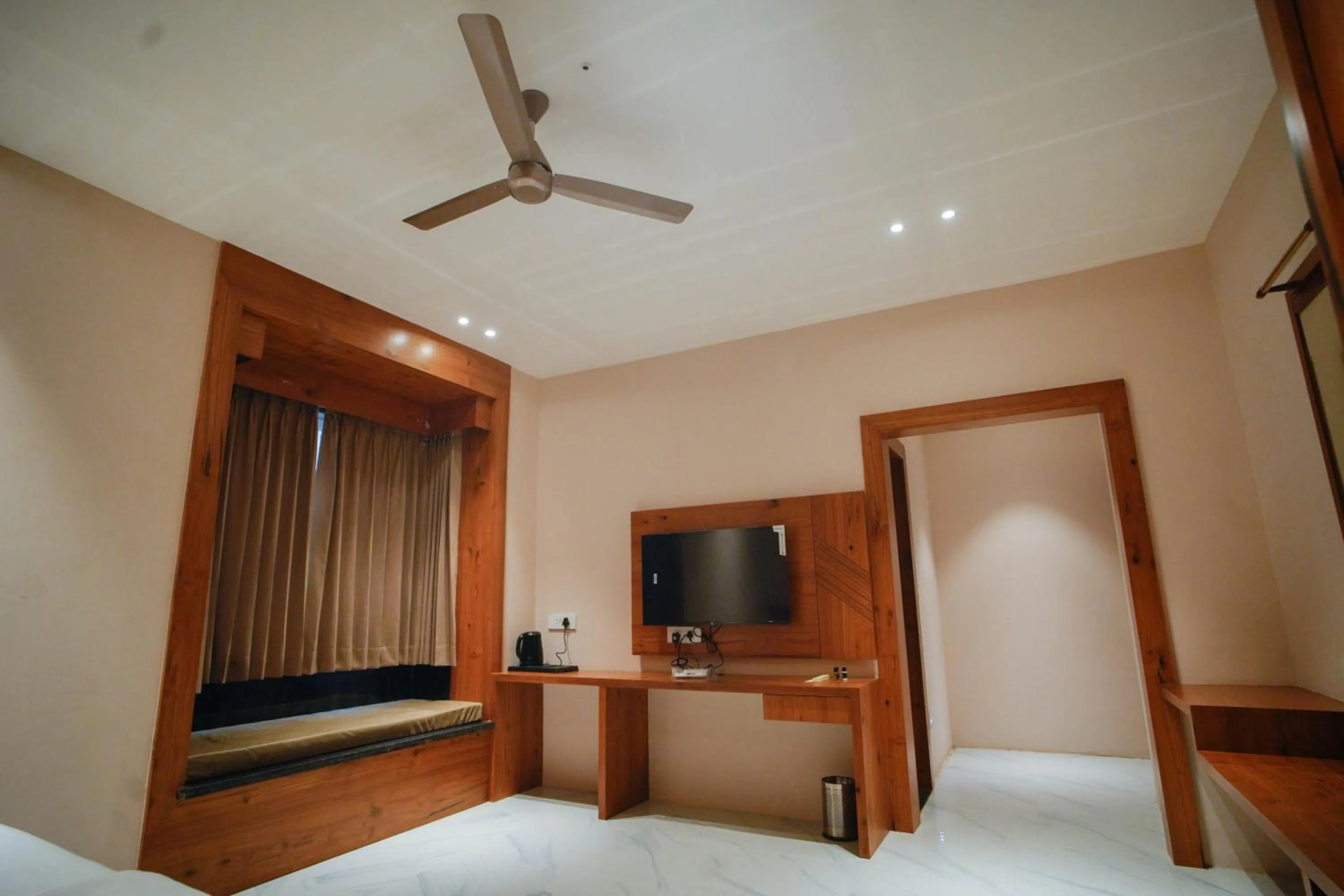 Bed in The Ekling Garh Hotel & Resort