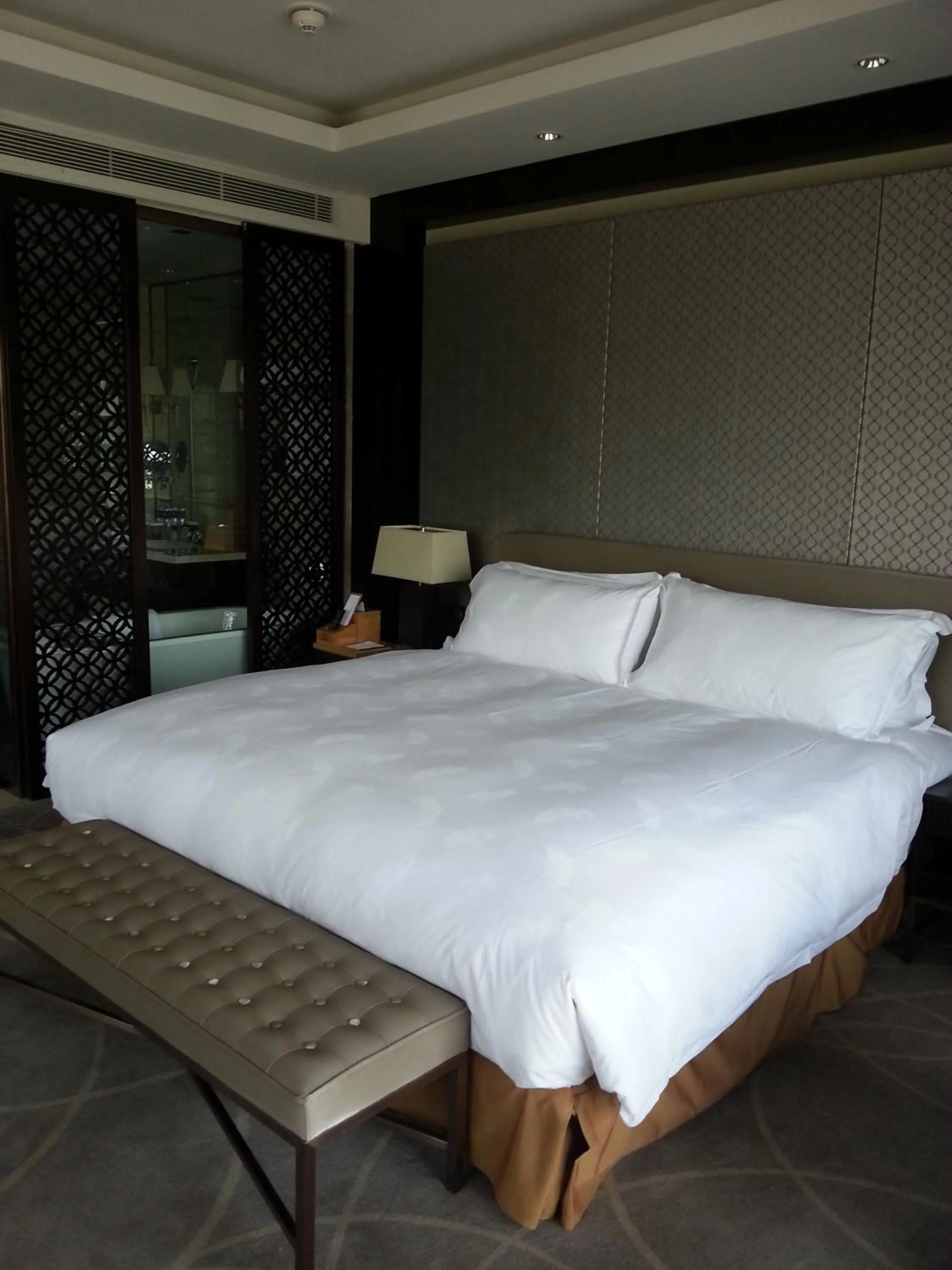 Photo of the whole room, Bed in Primus Hotel Qipan Moutain Shenyang