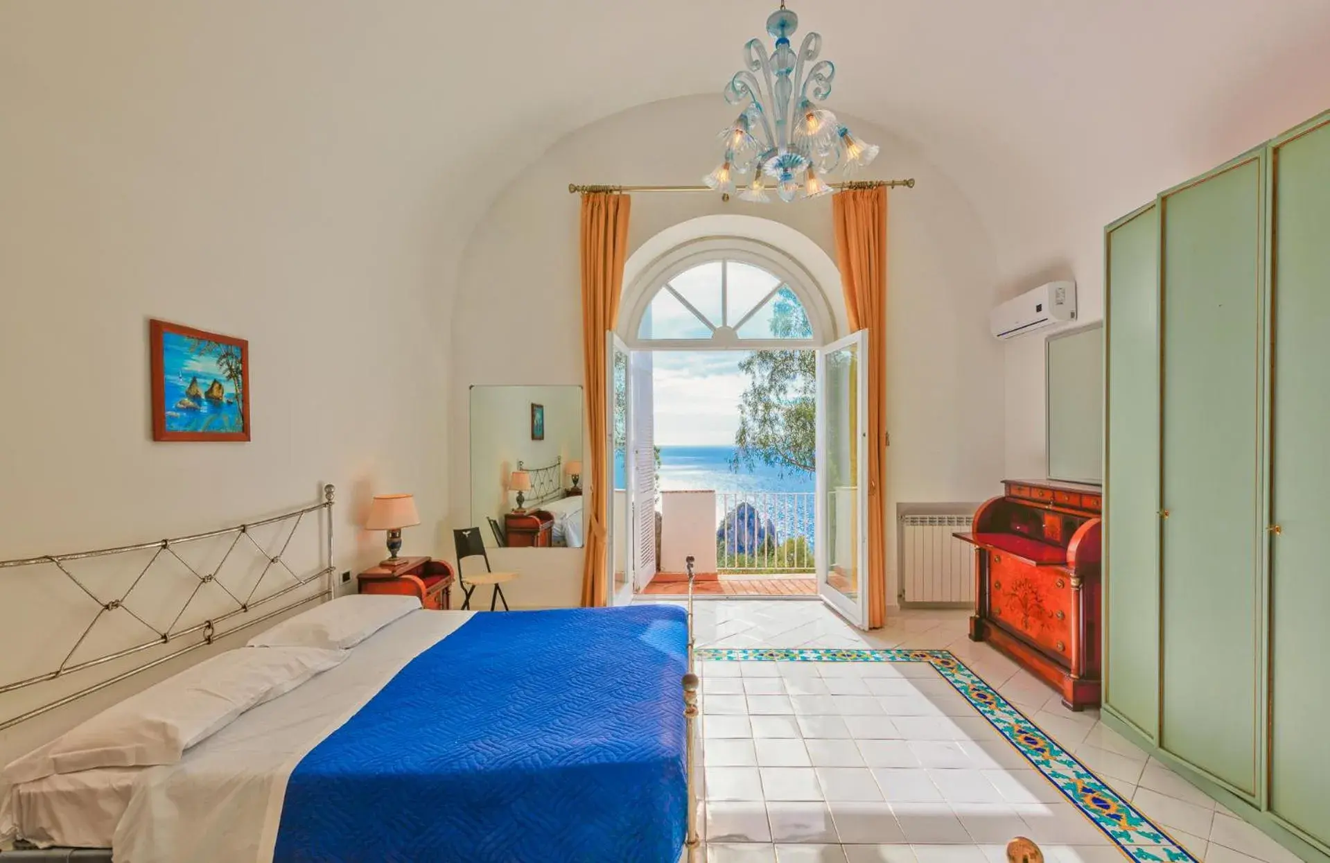 King Suite with Sea View in Villacore Capri King Suite with Sea View in Villacore Capri