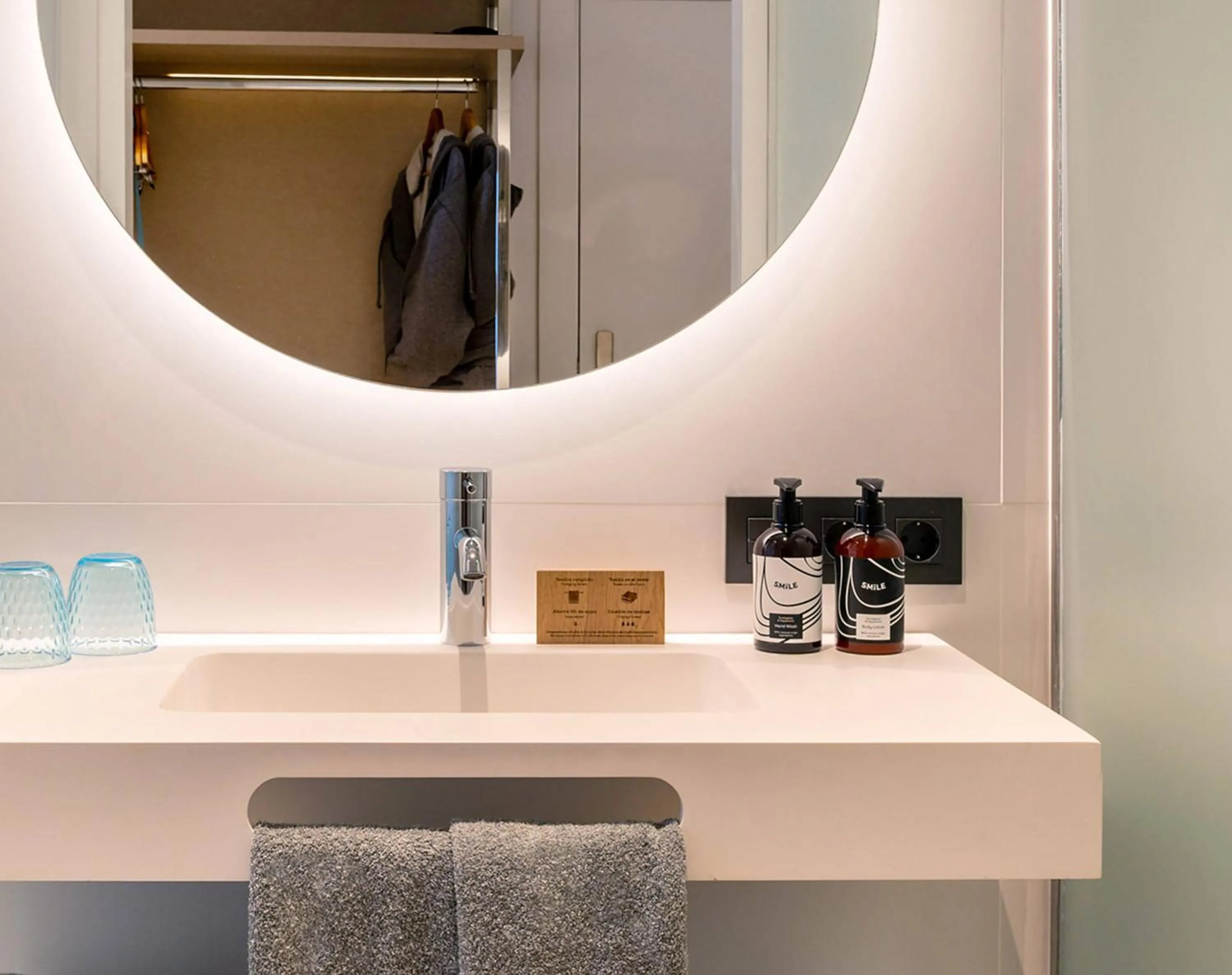 Bathroom in INNSiDE Tenerife Santa Cruz