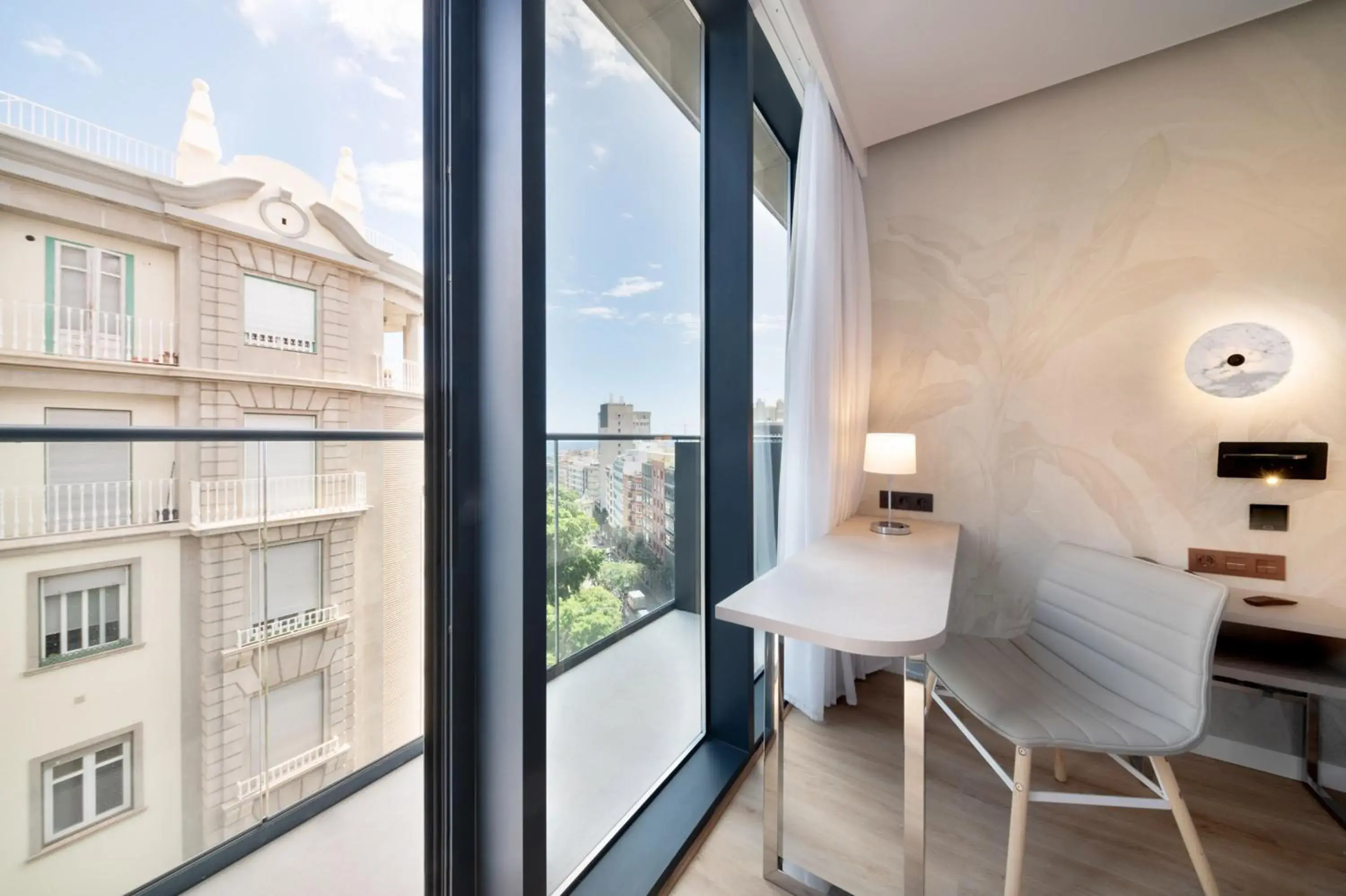 Innside Room with Balcony in INNSiDE by Meliá Tenerife Santa Cruz Innside Room with Balcony in INNSiDE by Meliá Tenerife Santa Cruz