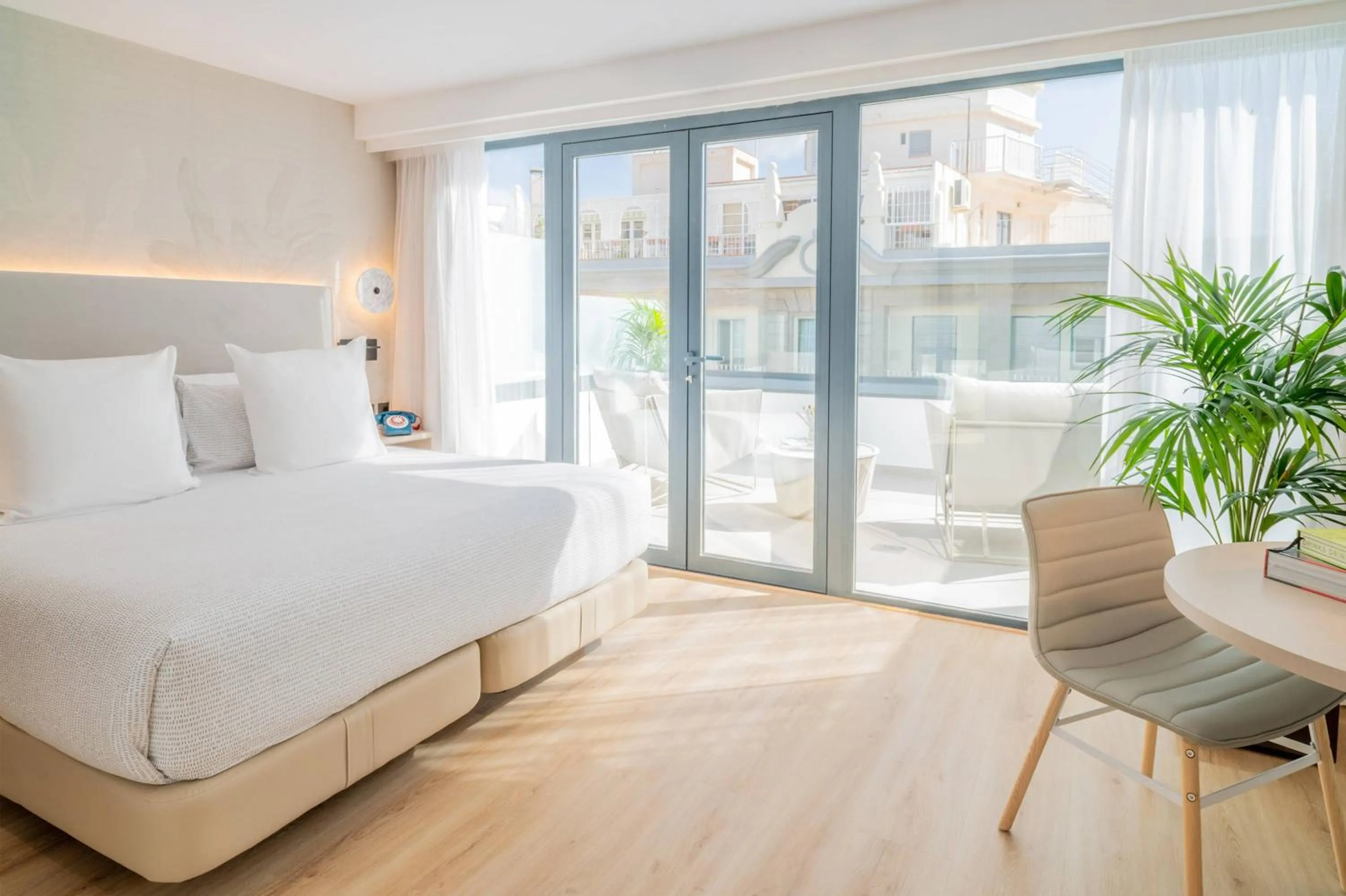 Property building, Bed in INNSiDE Tenerife Santa Cruz