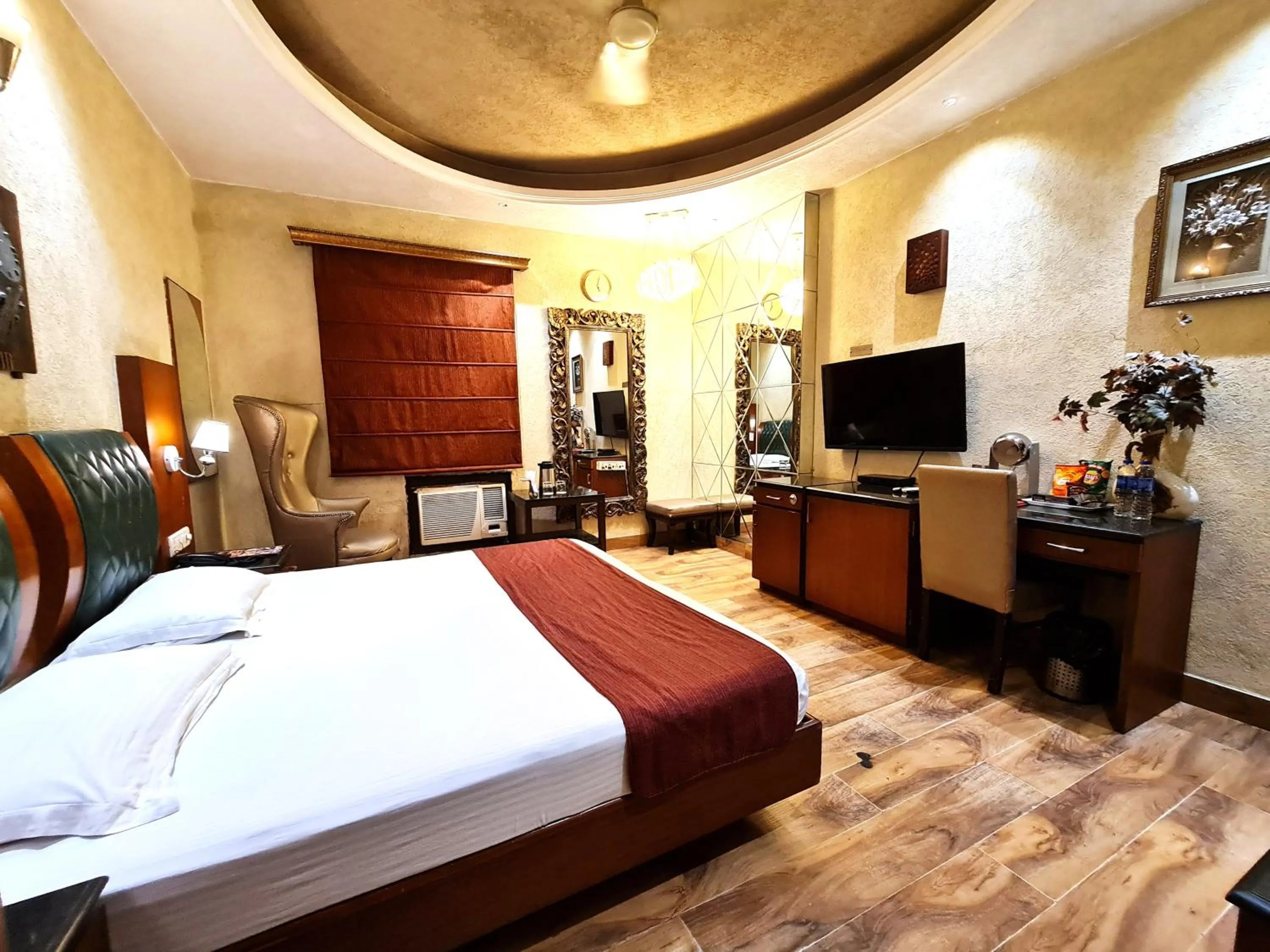 Hotel Royal Castle Grand