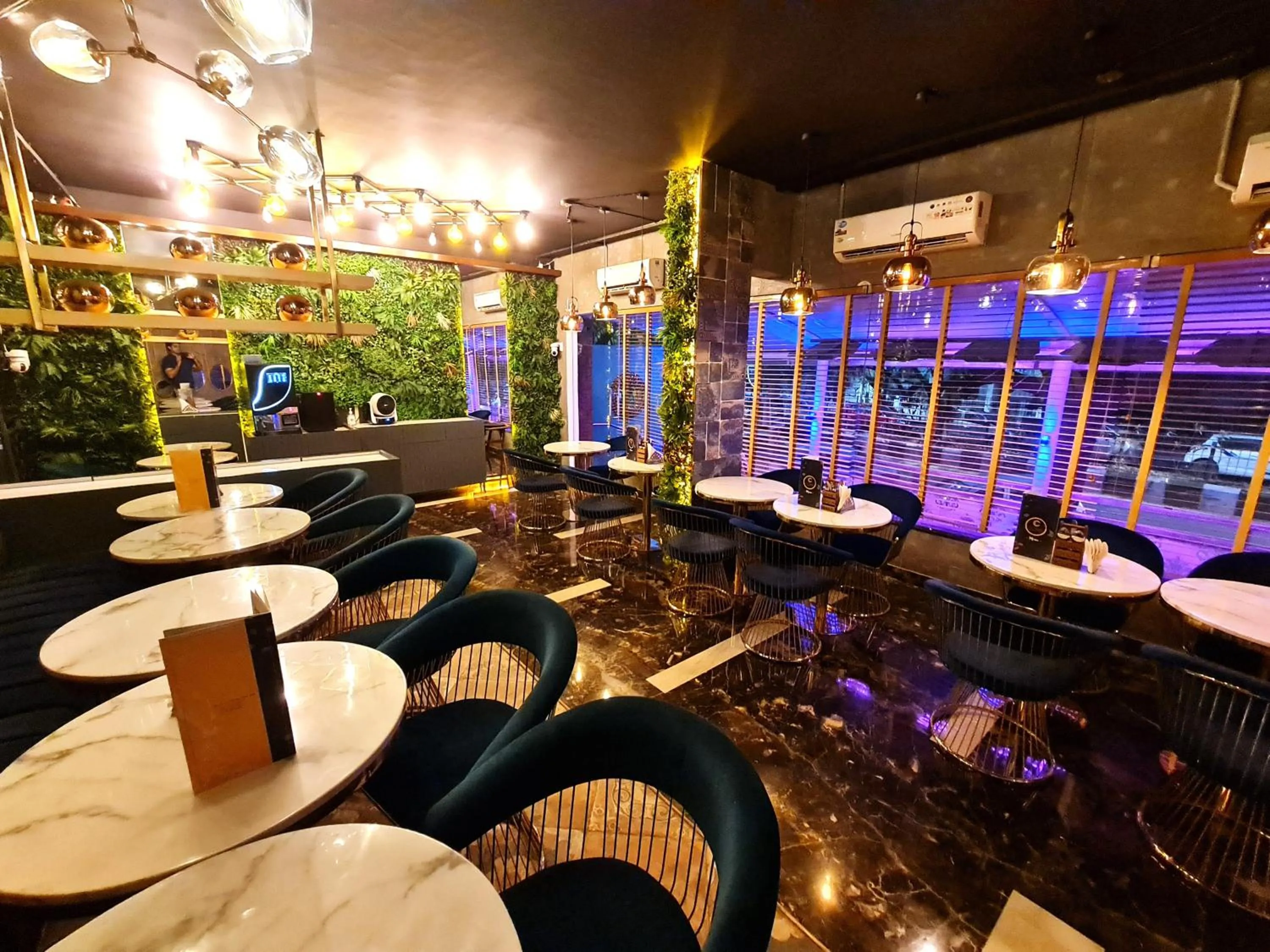 Hotel Royal Castle Grand