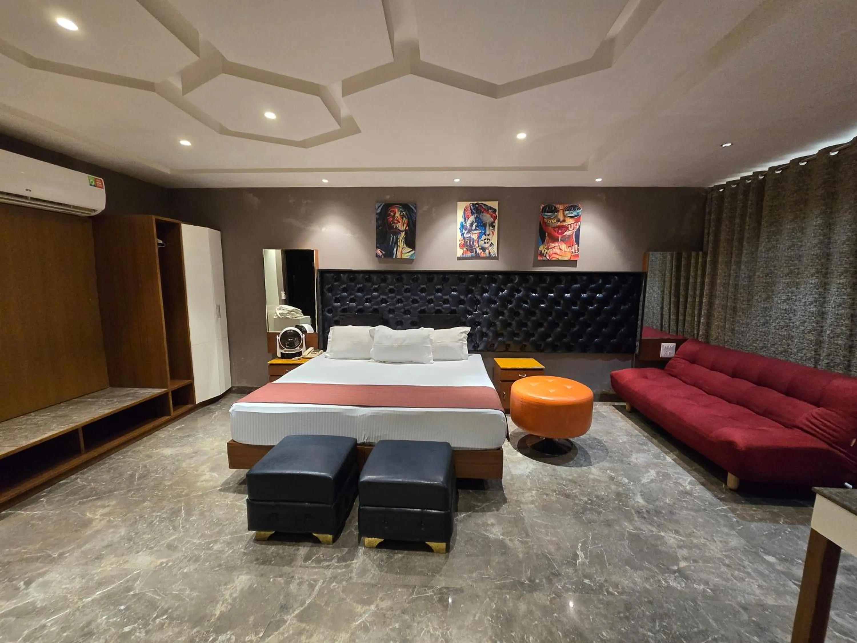 Hotel Royal Castle Grand