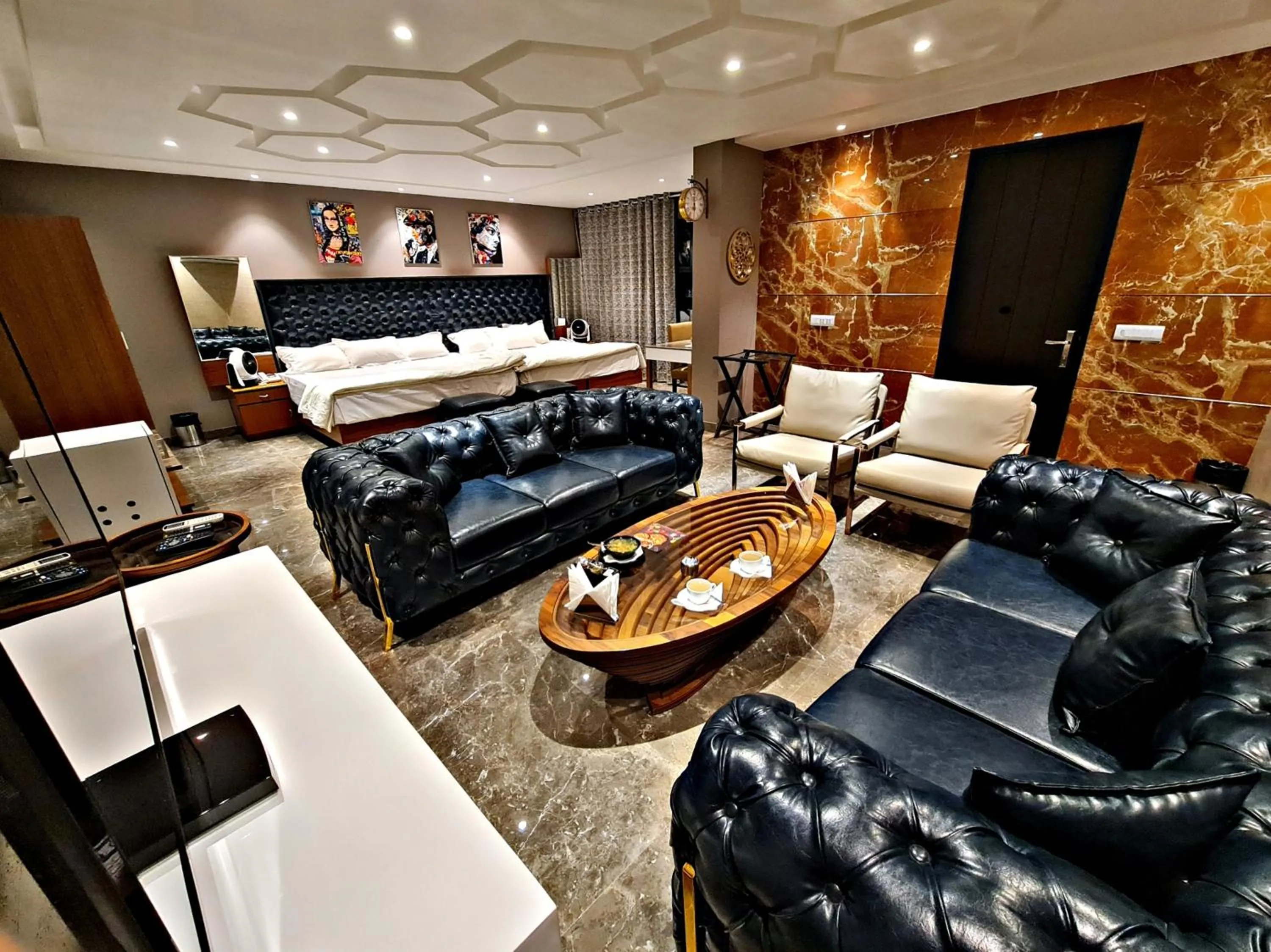 Hotel Royal Castle Grand