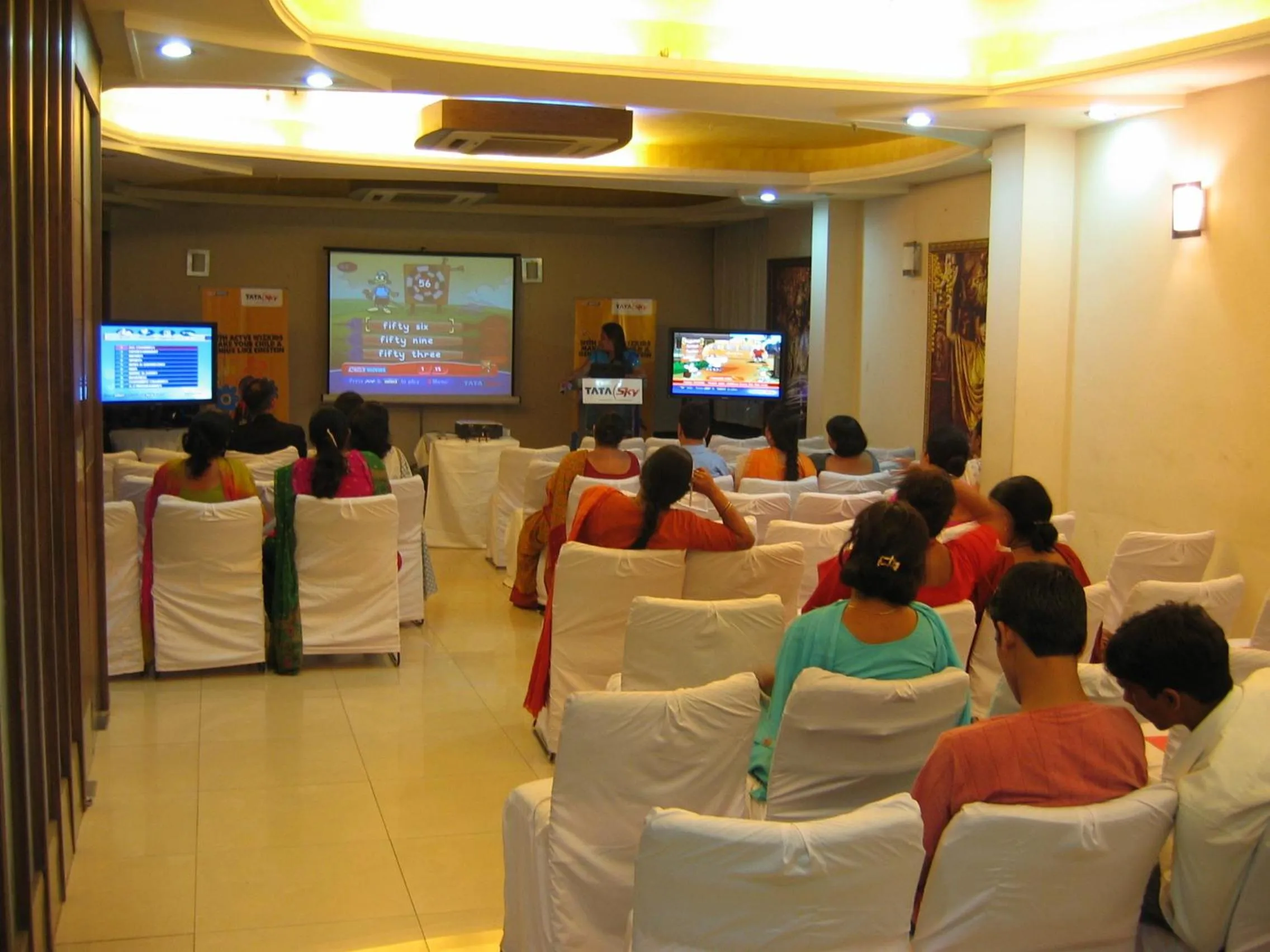 Banquet/Function facilities in Hotel Royal Castle Grand