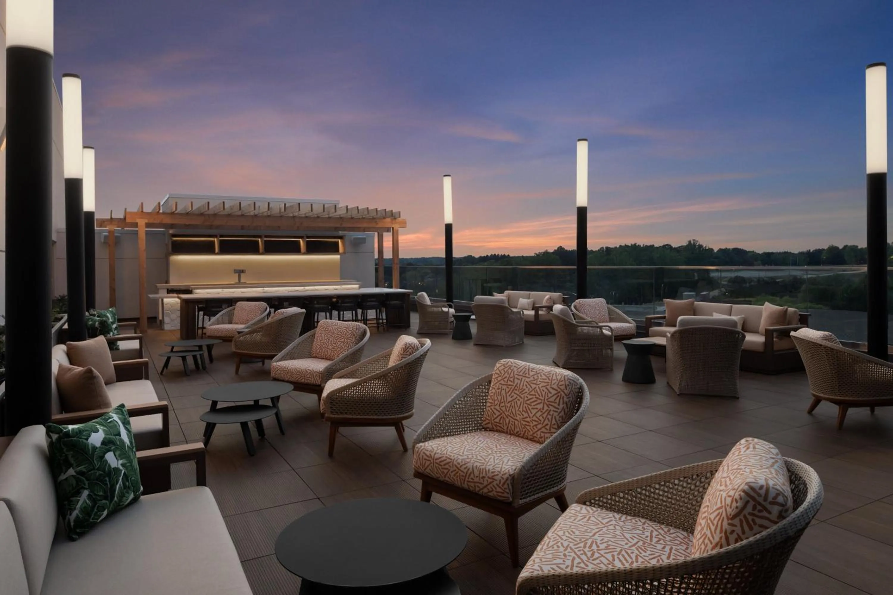 Lounge or bar in The Westin Atlanta Gwinnett