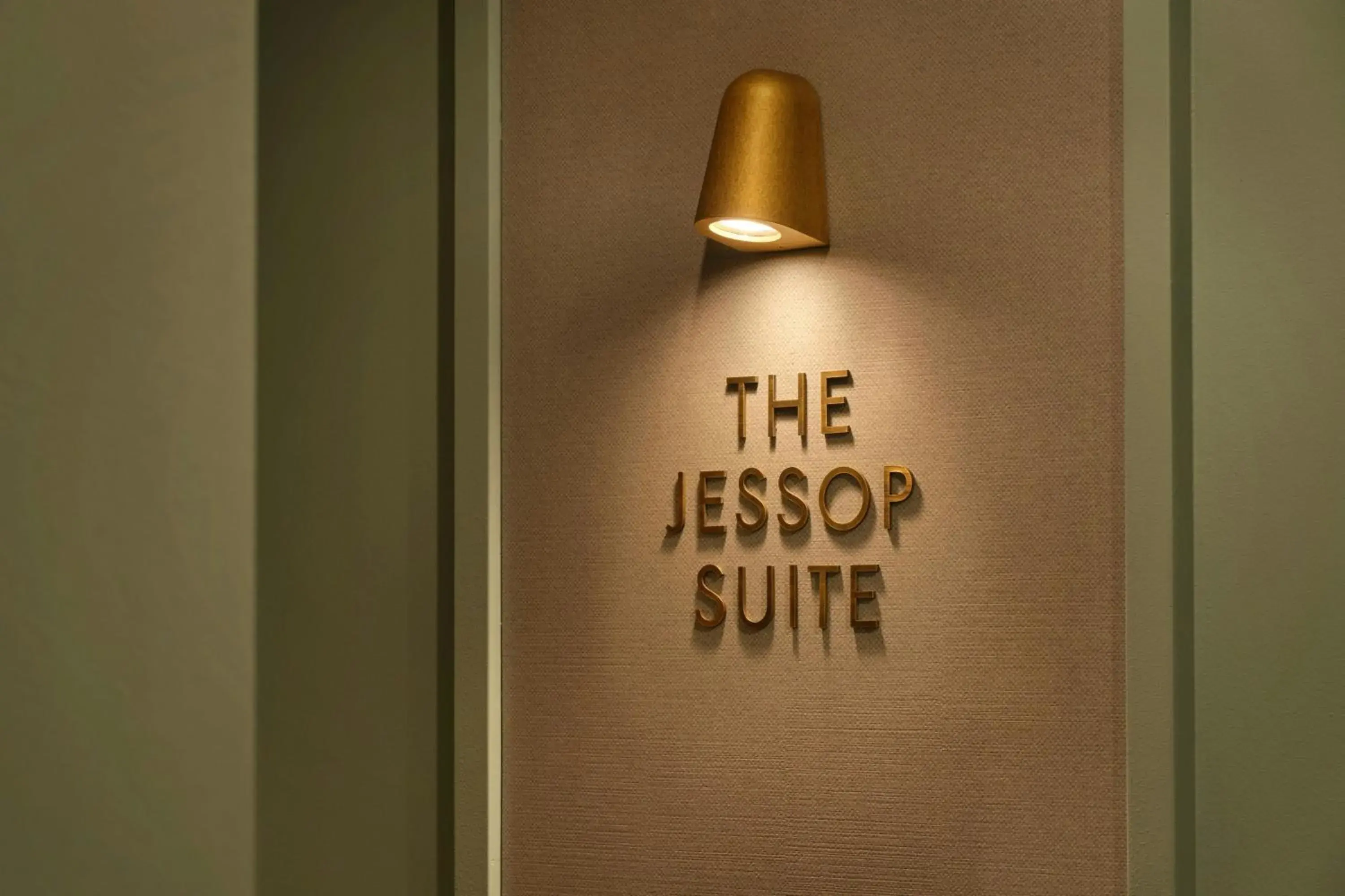 Property building in The Reach at Piccadilly, Manchester, a Tribute Portfolio Hotel Property building in The Reach at Piccadilly, Manchester, a Tribute Portfolio Hotel