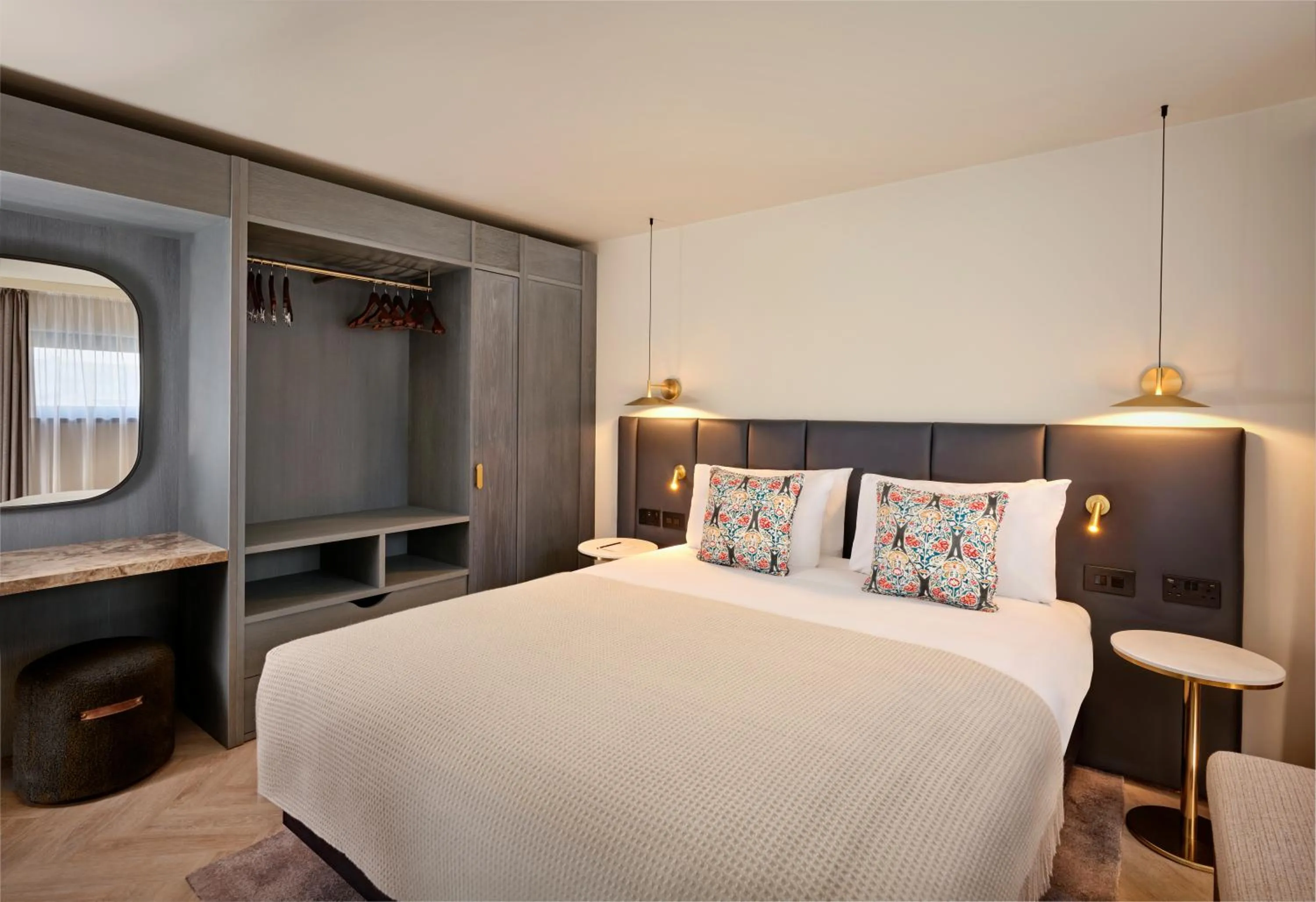 Bedroom, Bed in The Reach at Piccadilly, Manchester, a Tribute Portfolio Hotel